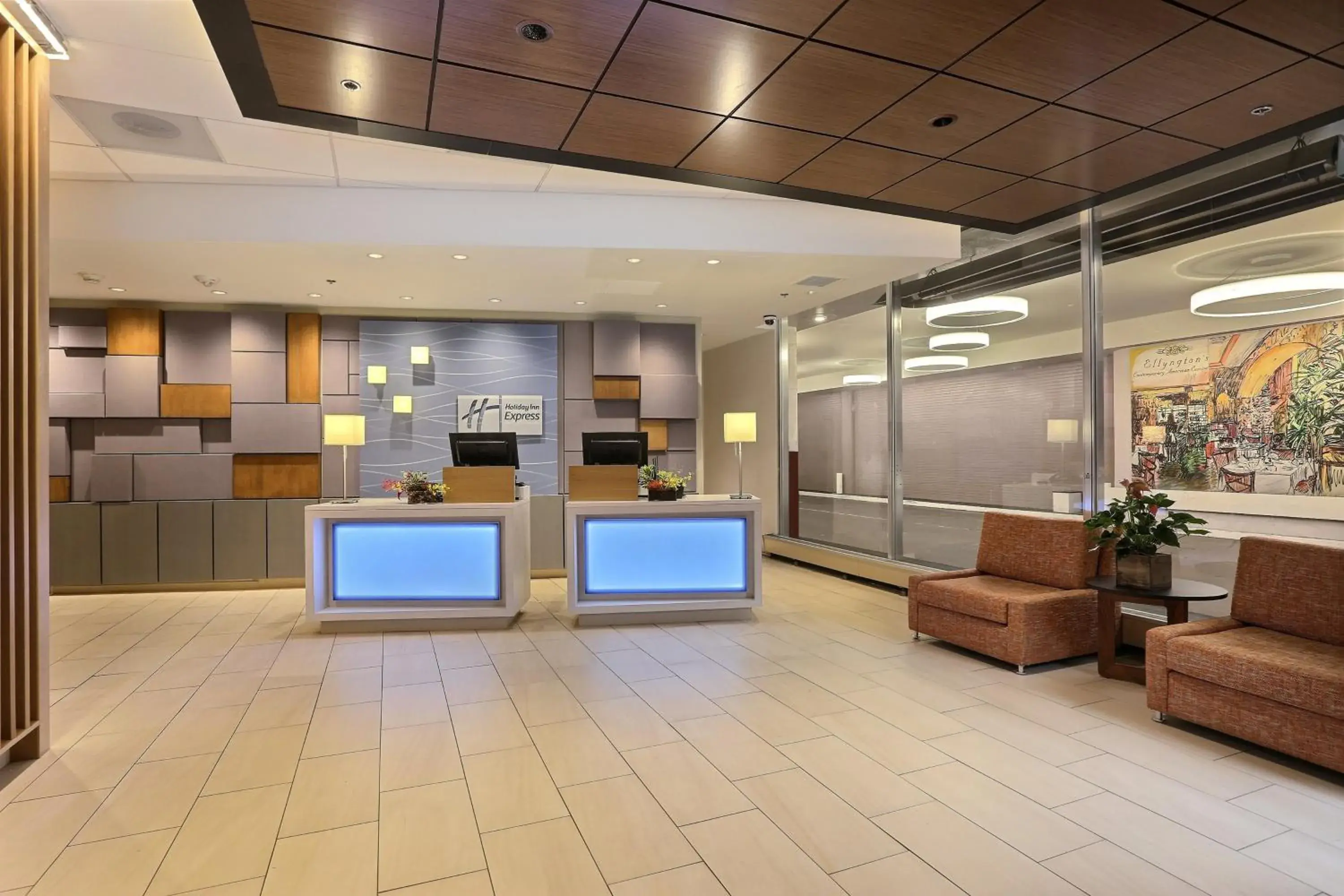 Property building in Holiday Inn Express Denver Downtown by IHG Property building in Holiday Inn Express Denver Downtown by IHG