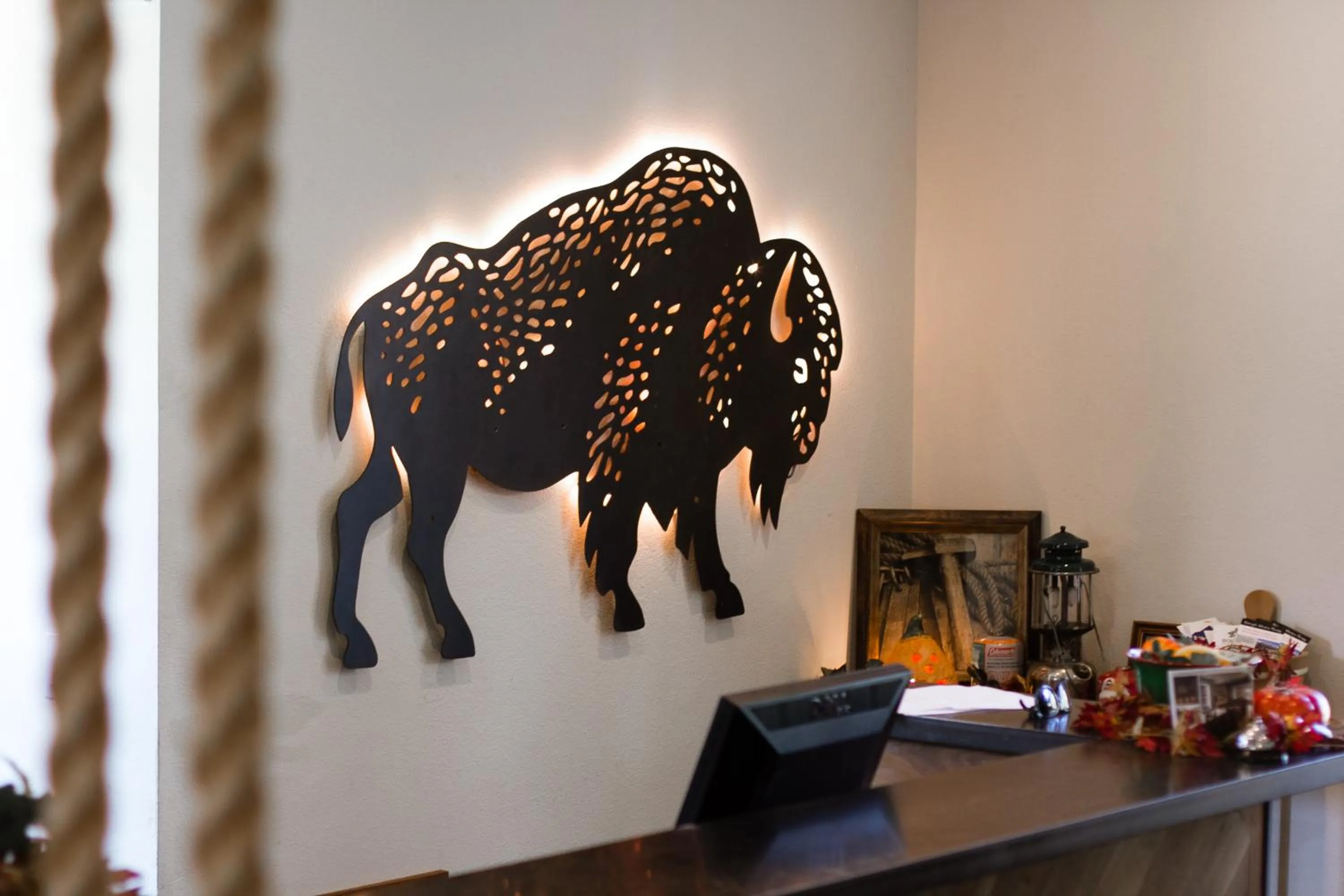 Decorative detail in Basecamp Boulder