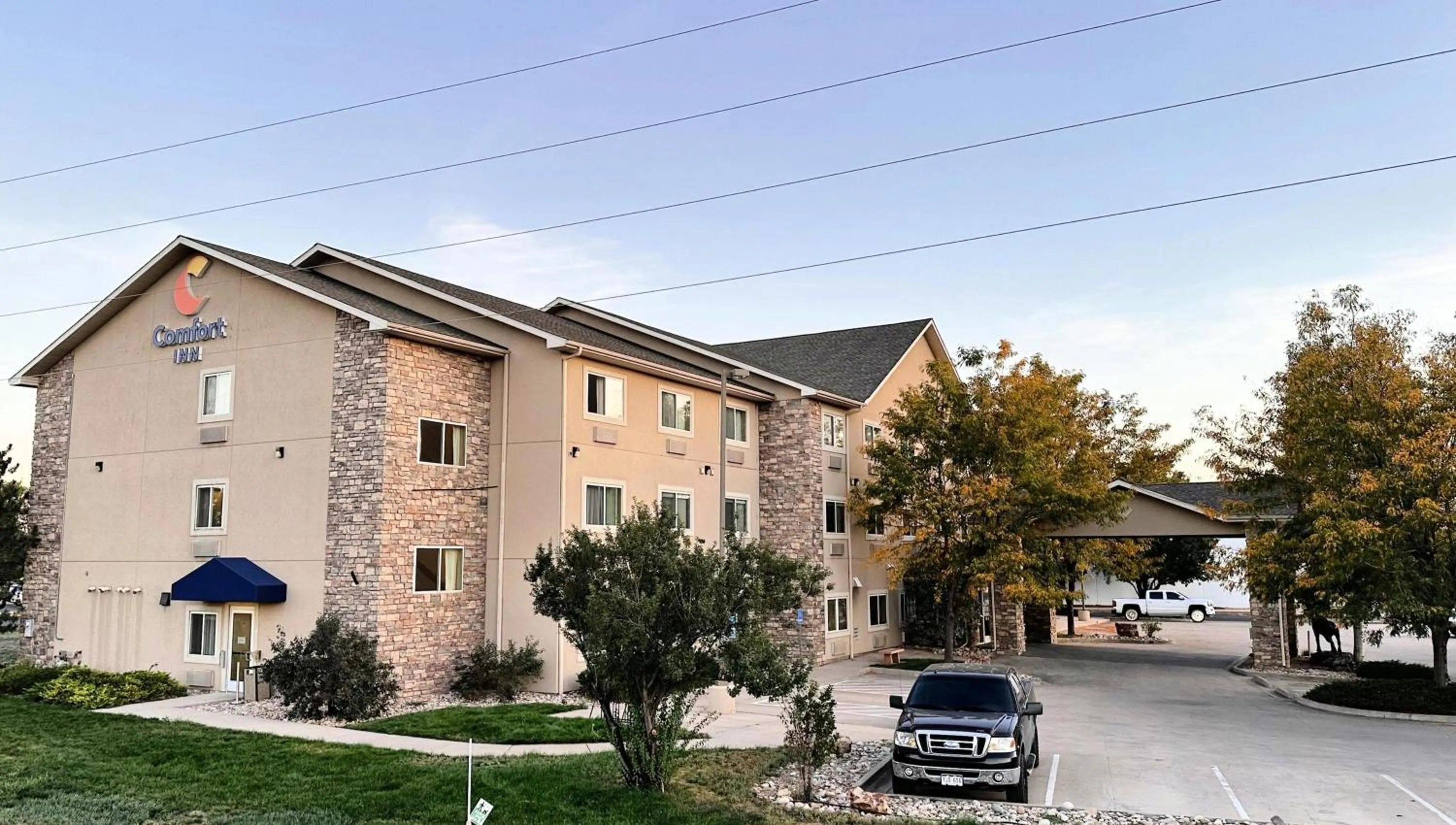 Property building in Comfort Inn Fort Collins North