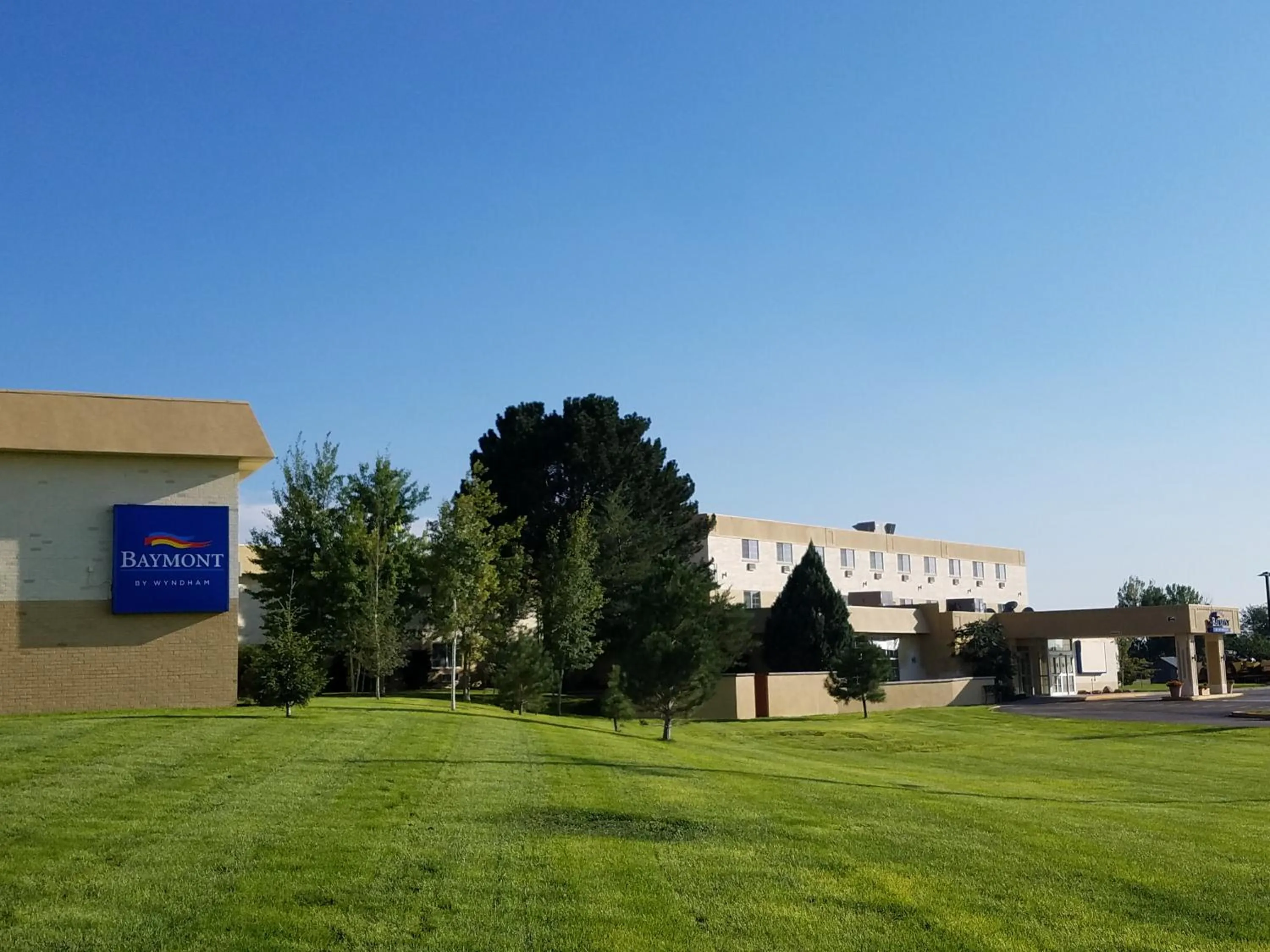 Street view in Baymont by Wyndham Fort Morgan