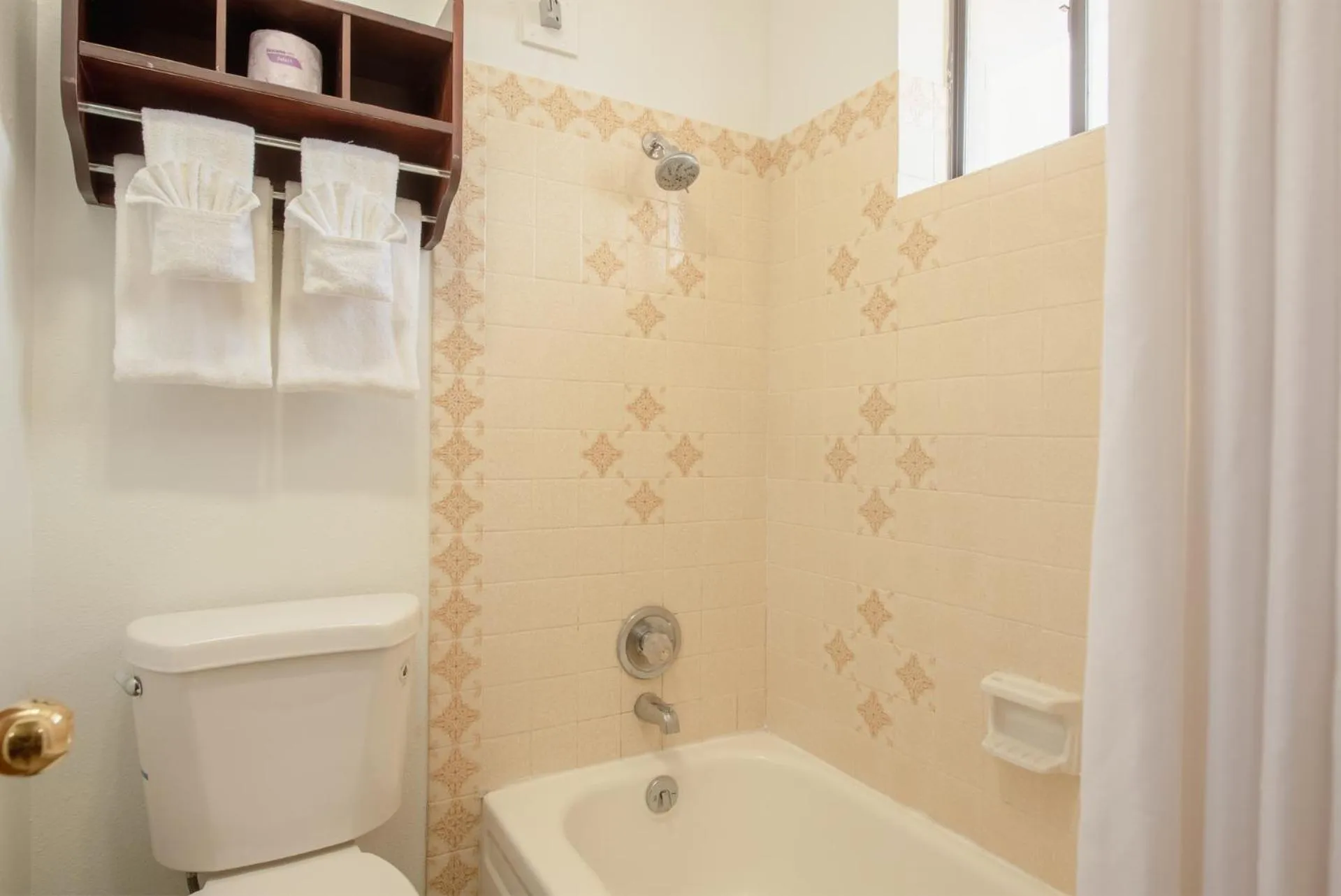 Econo Lodge Cortez near Mesa Verde