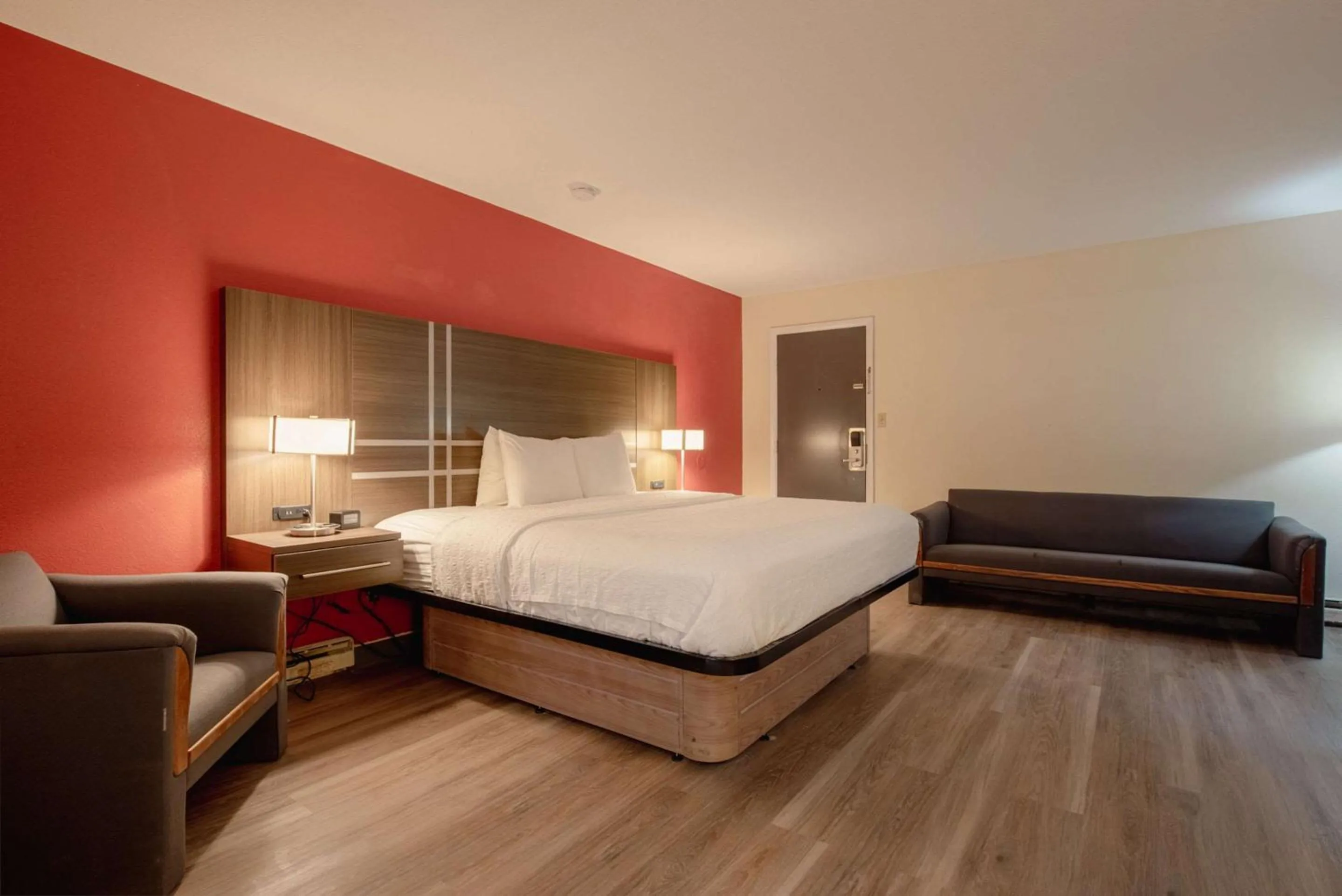 King Room - Non-Smoking in Econo Lodge Cortez Mesa Verde