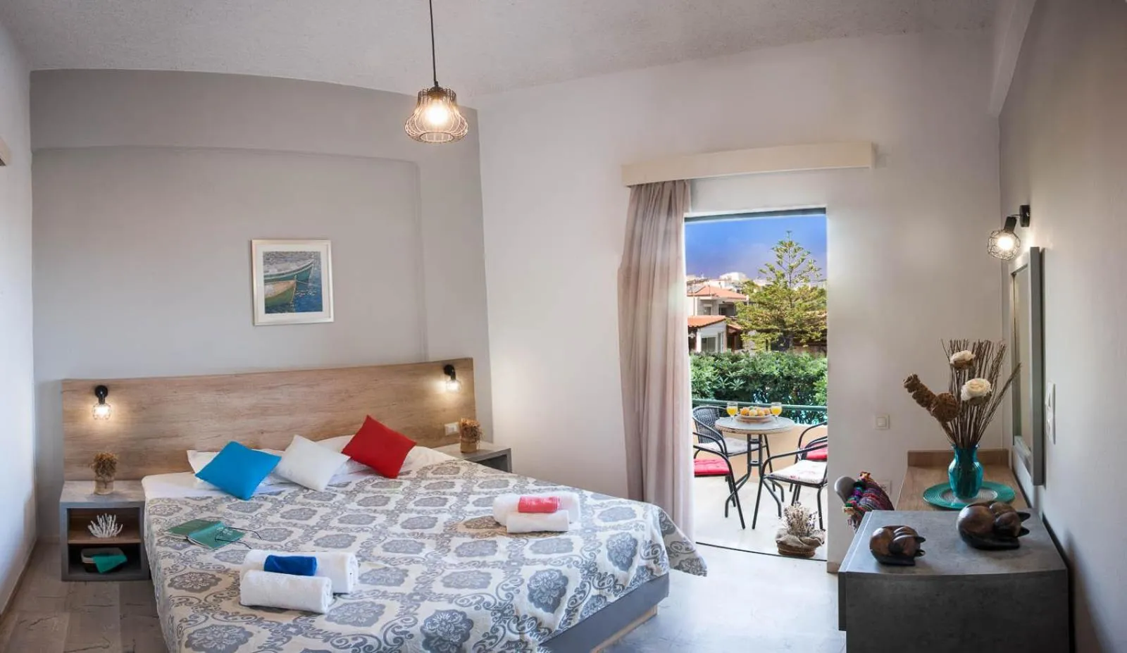 Argo Apartments