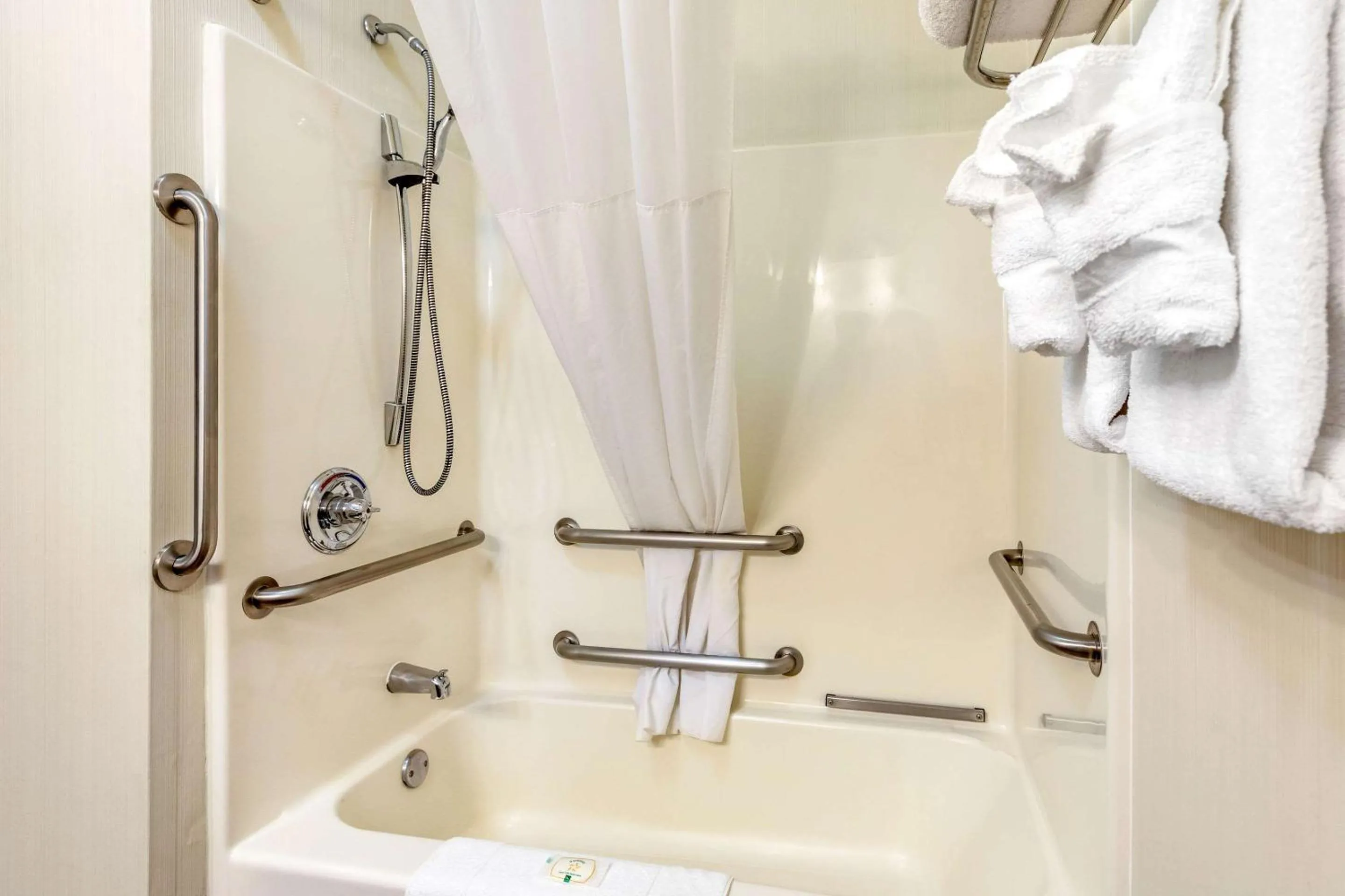 Bedroom in Quality Inn & Suites University Fort Collins