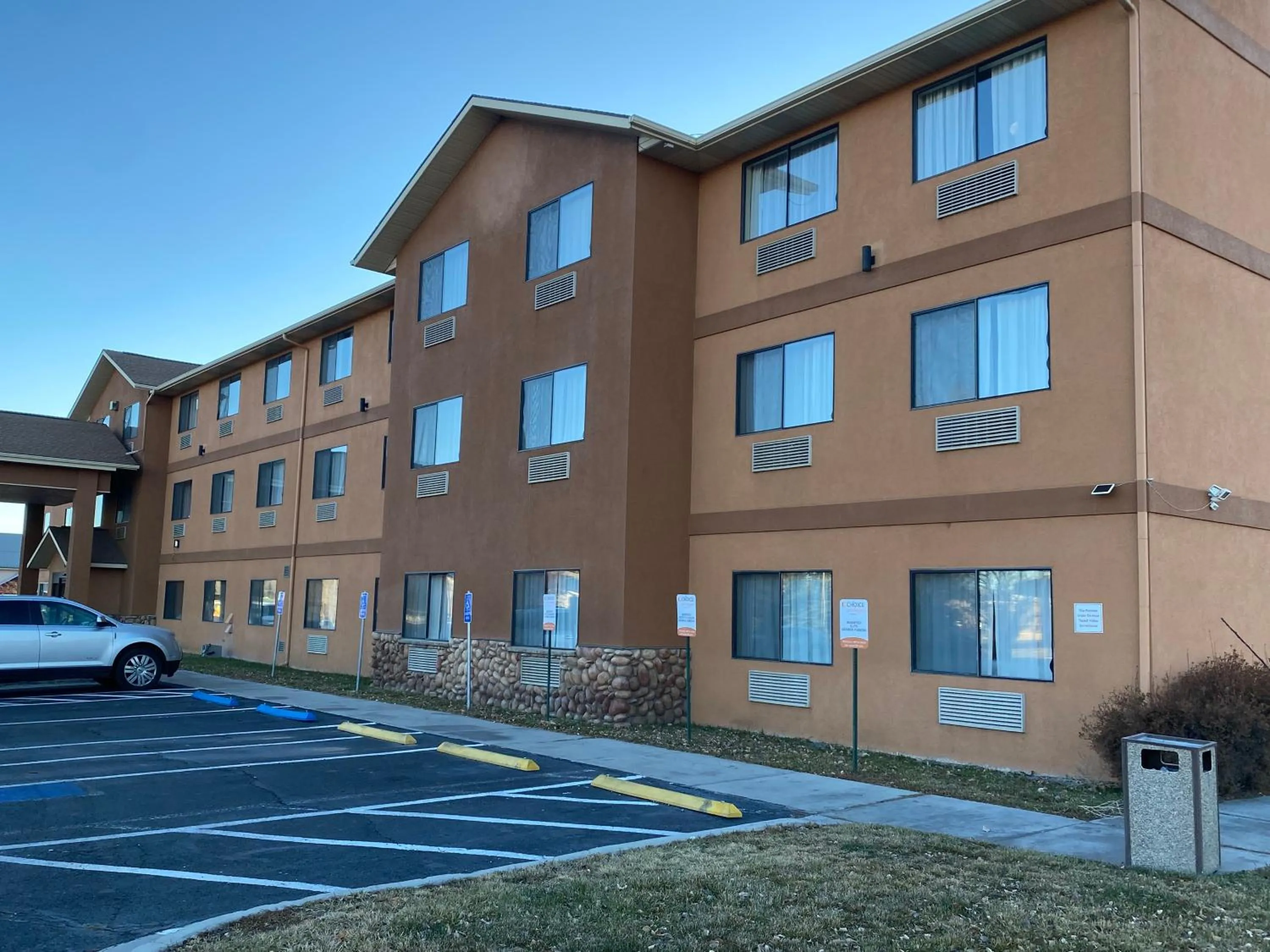 Property building in Comfort Inn & Suites Gunnison-Crested Butte