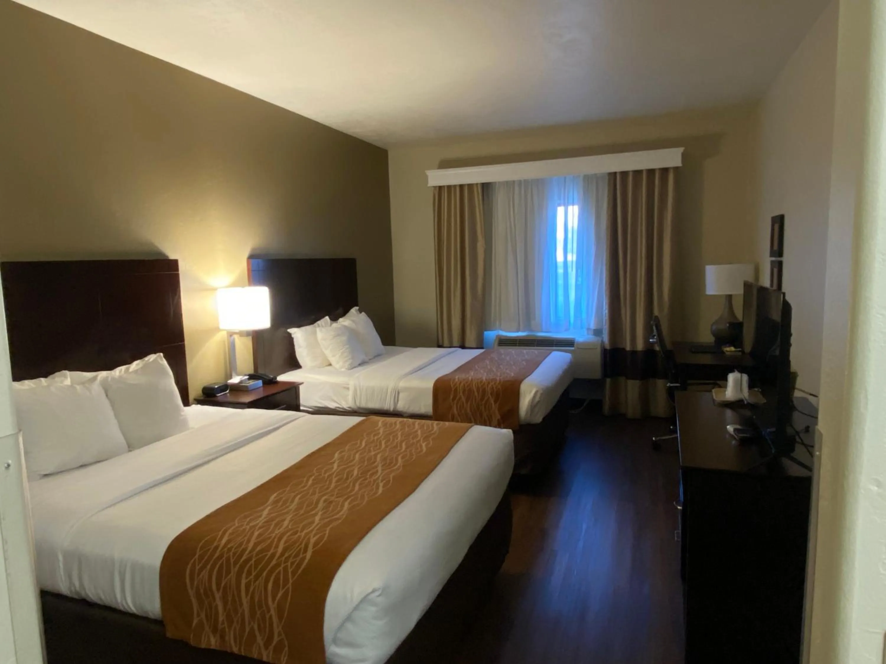 Bed in Comfort Inn & Suites Gunnison-Crested Butte