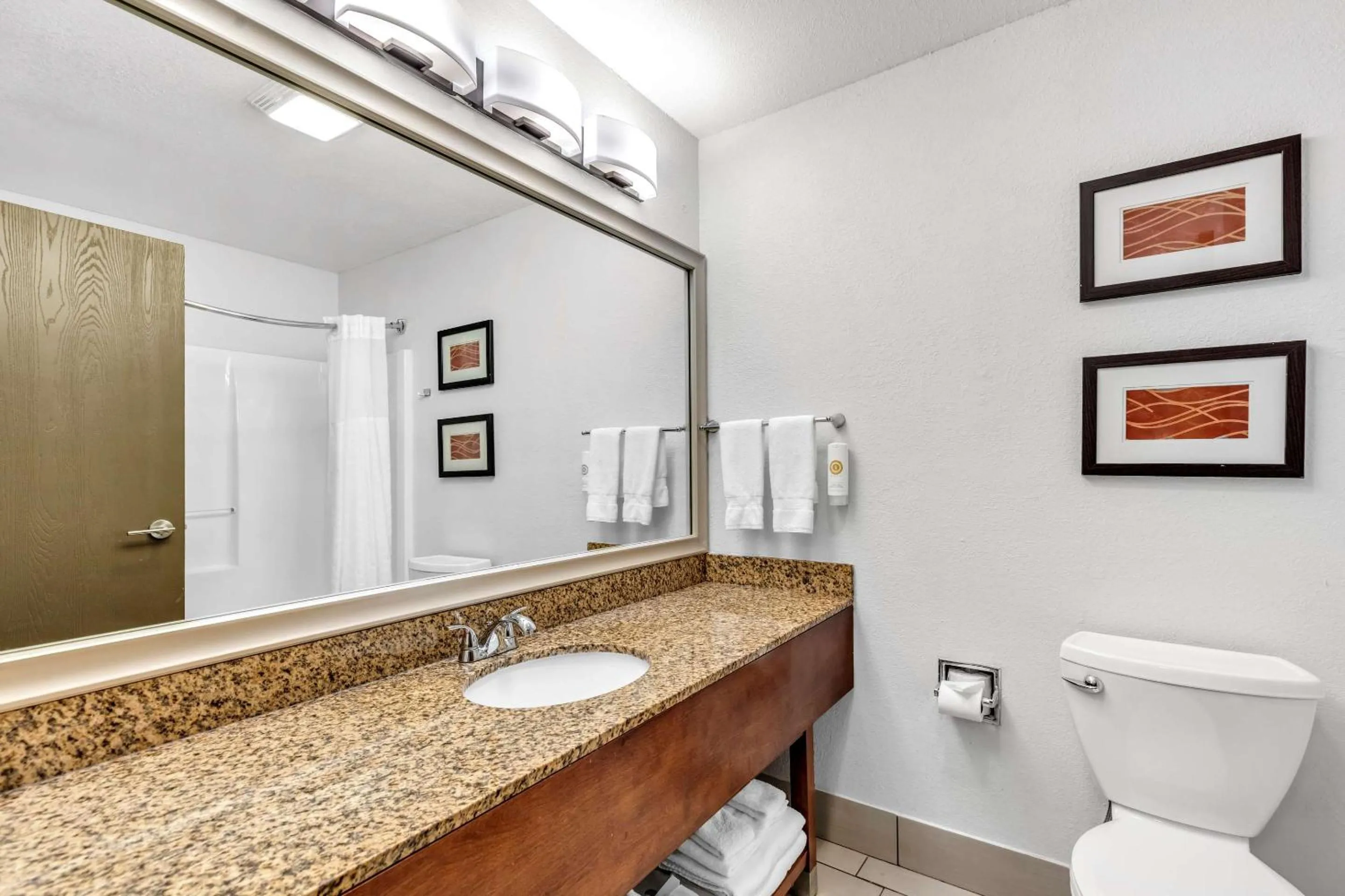 Bedroom in Comfort Inn Denver West Arvada Station