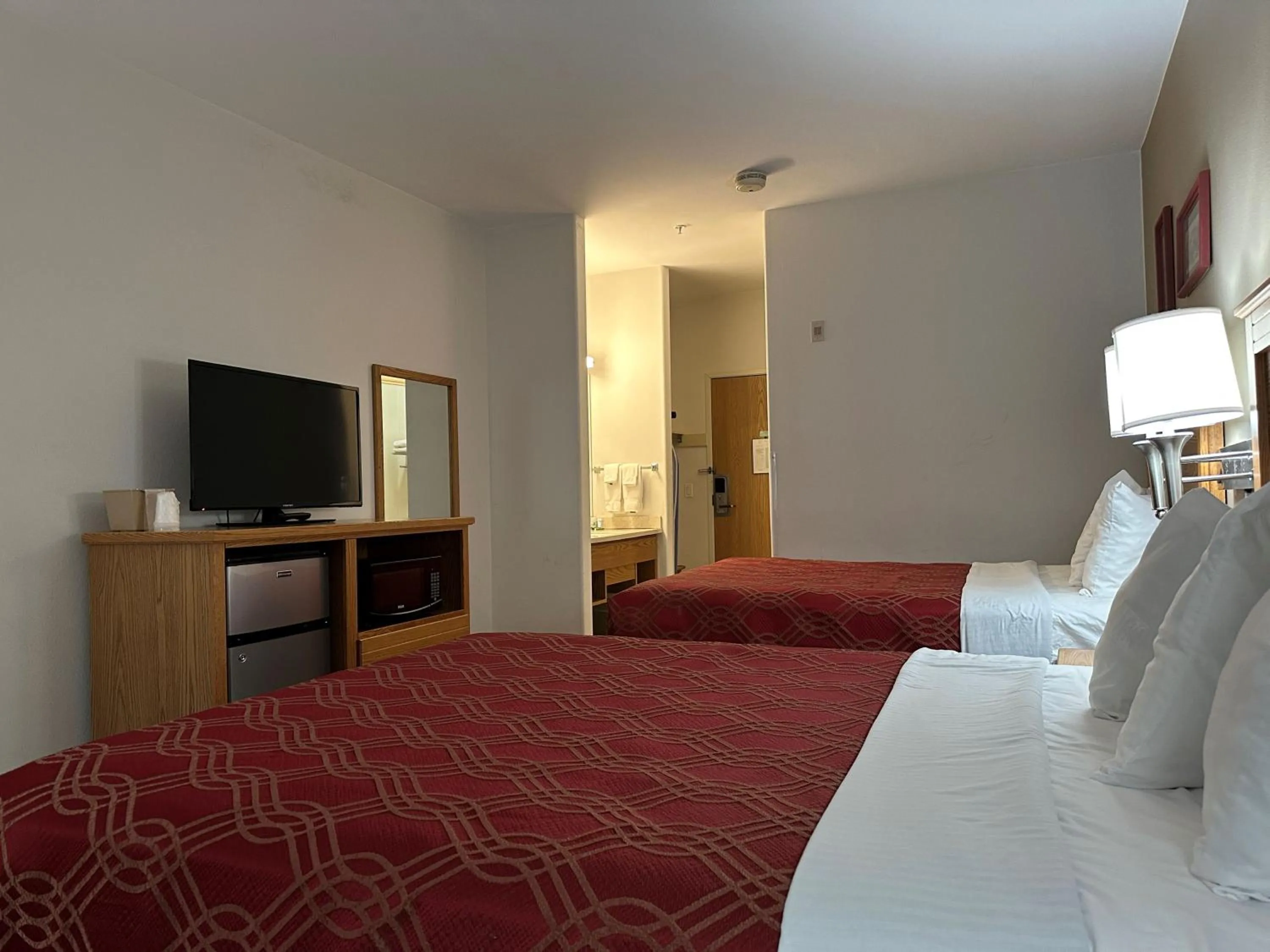 Bed in Wingate by Wyndham New Castle - Glenwood Springs