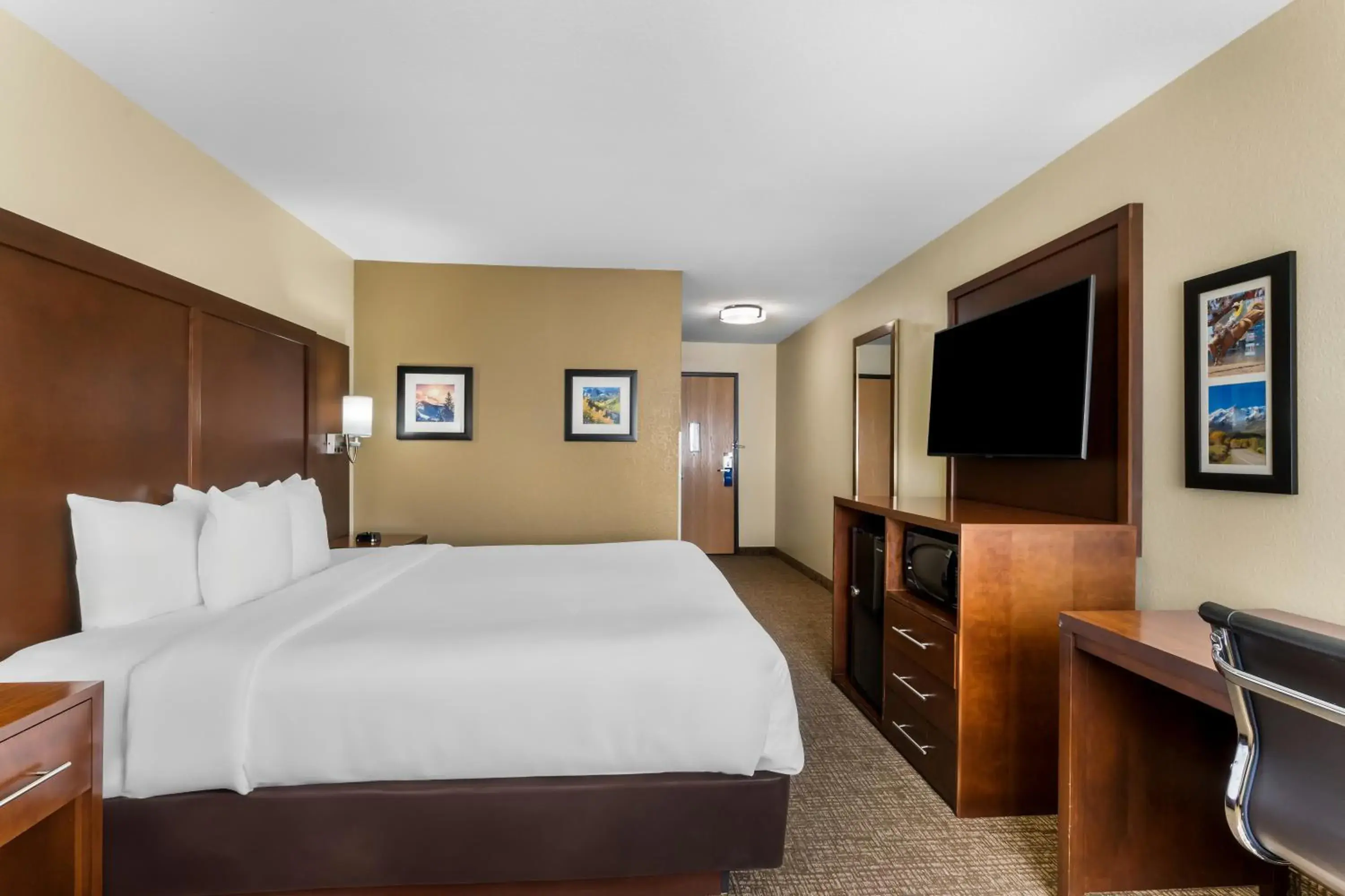 King Room - Accessible/Non-Smoking in Comfort Inn & Suites Greeley King Room - Accessible/Non-Smoking in Comfort Inn & Suites Greeley