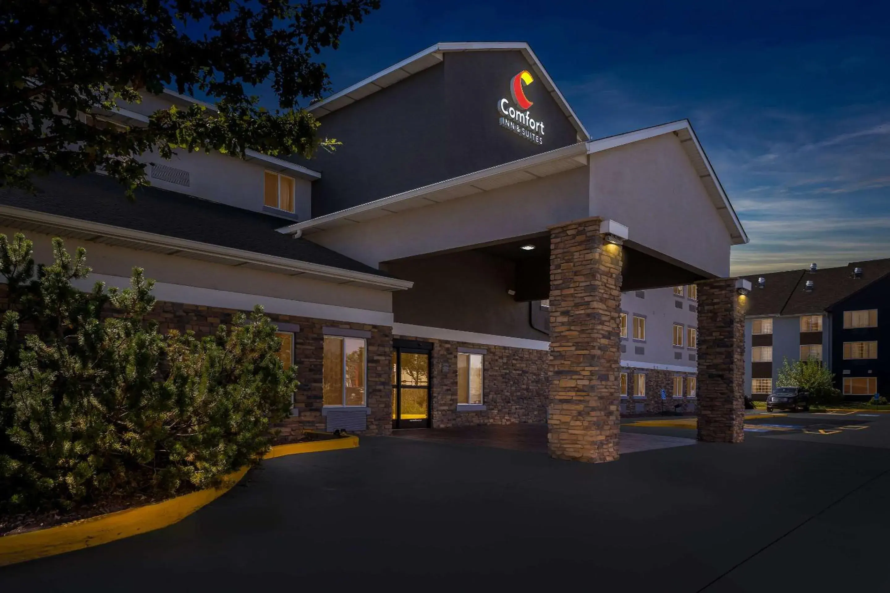 Property building in Comfort Inn & Suites Greeley Property building in Comfort Inn & Suites Greeley