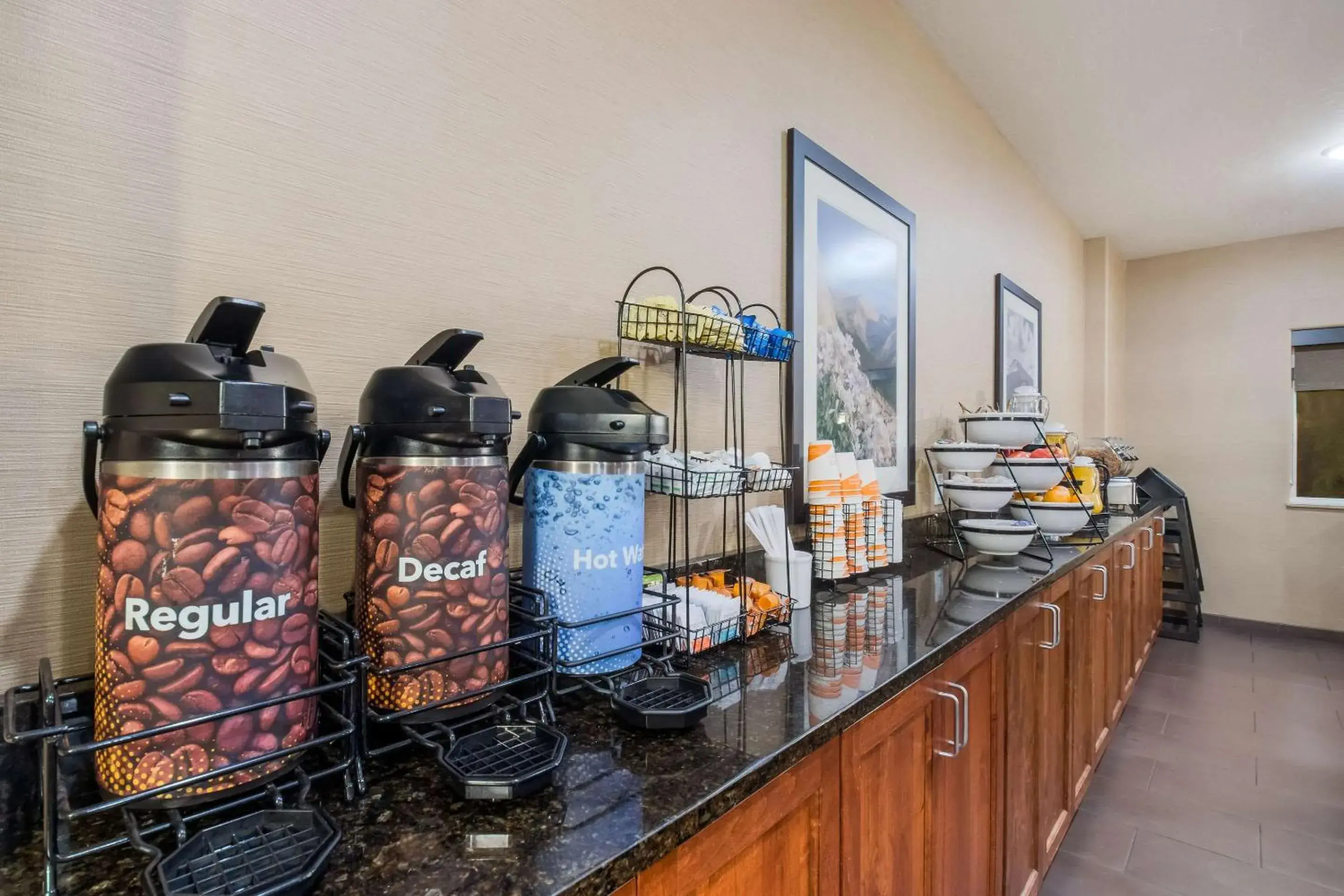 Breakfast in Comfort Inn Fort Morgan Breakfast in Comfort Inn Fort Morgan