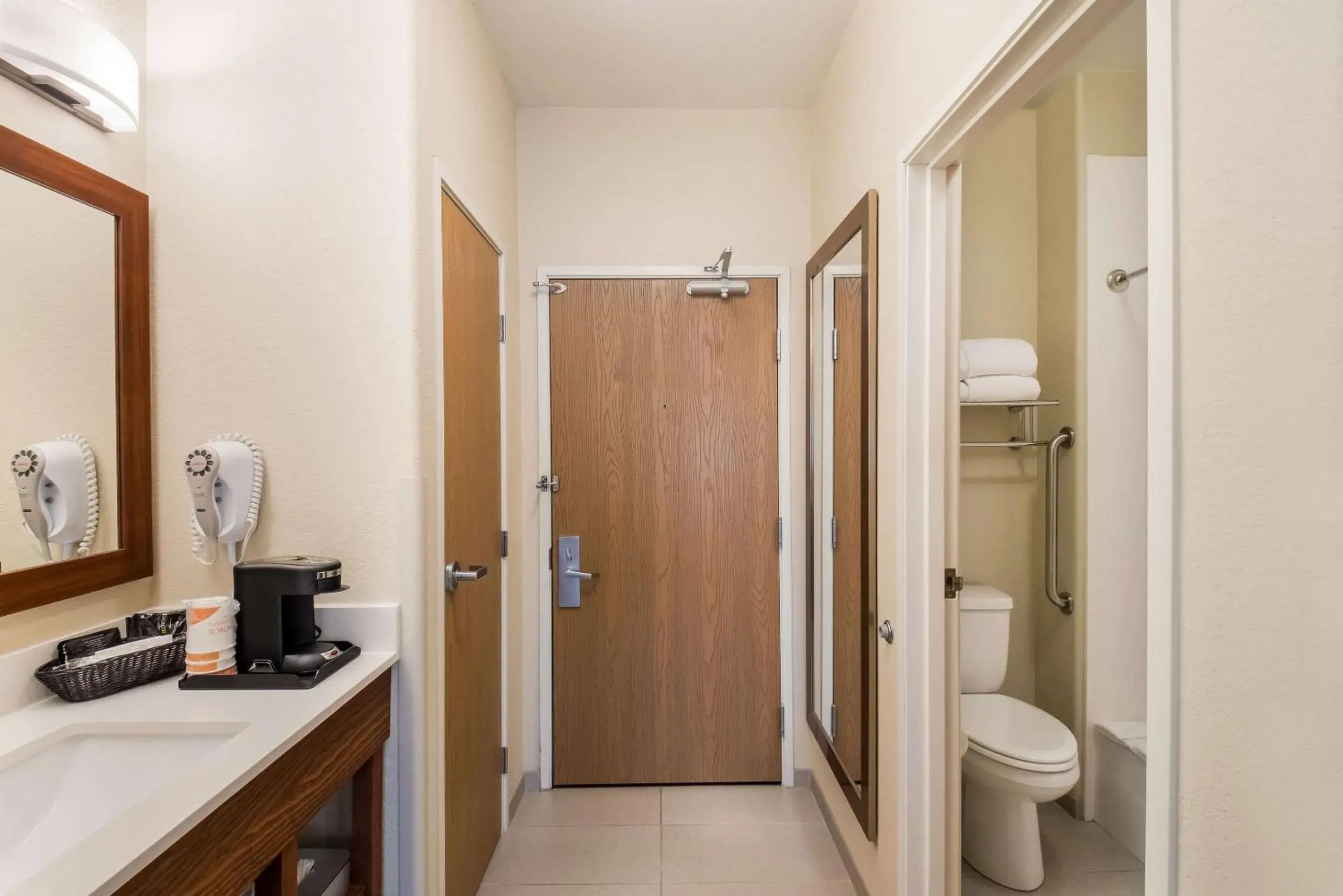 Bedroom in Comfort Inn Fort Morgan Bedroom in Comfort Inn Fort Morgan