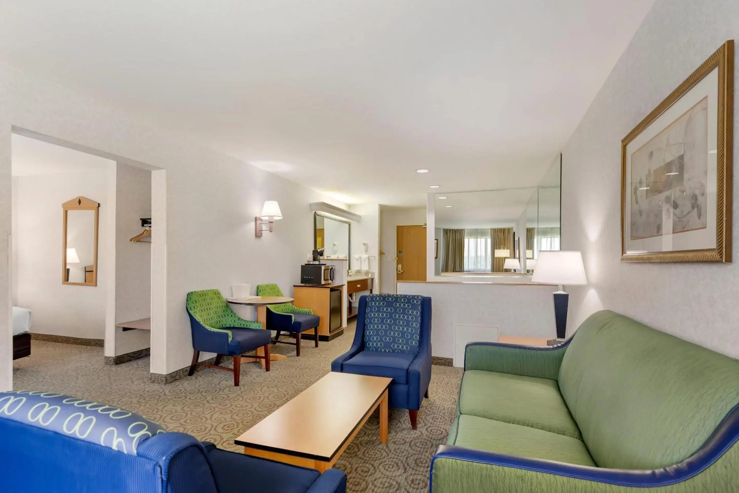 Bedroom in Quality Inn & Suites Denver Airport - Gateway Park Bedroom in Quality Inn & Suites Denver Airport - Gateway Park