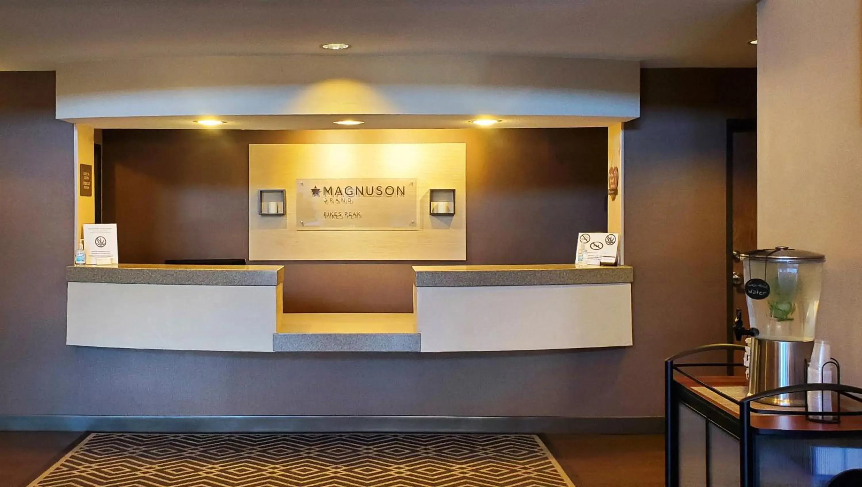Lobby or reception in Magnuson Grand Pikes Peak Lobby or reception in Magnuson Grand Pikes Peak