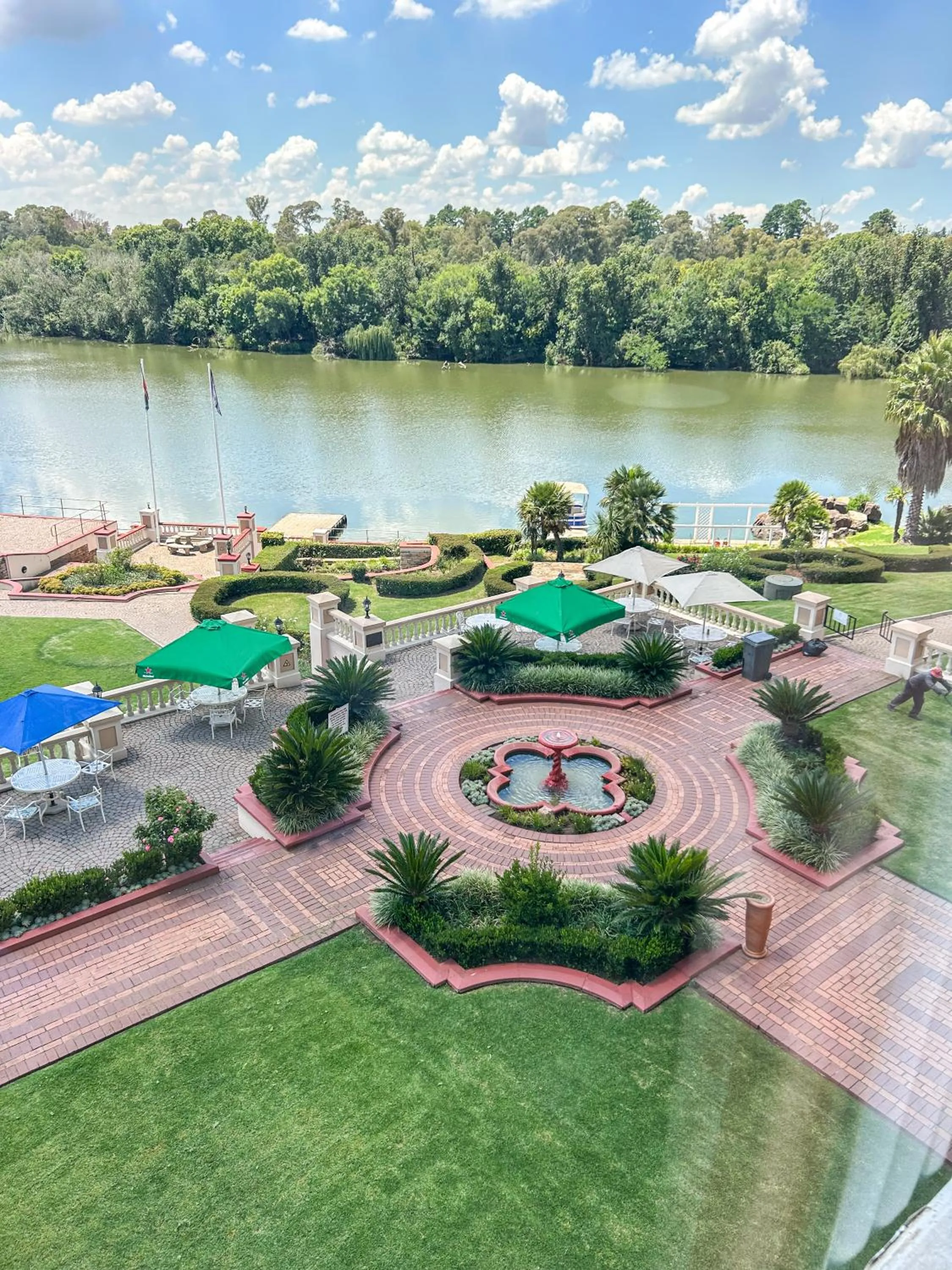 Garden view in Riviera on Vaal Resort