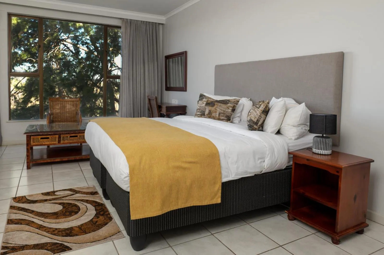 Bedroom, Bed in Riviera on Vaal Resort