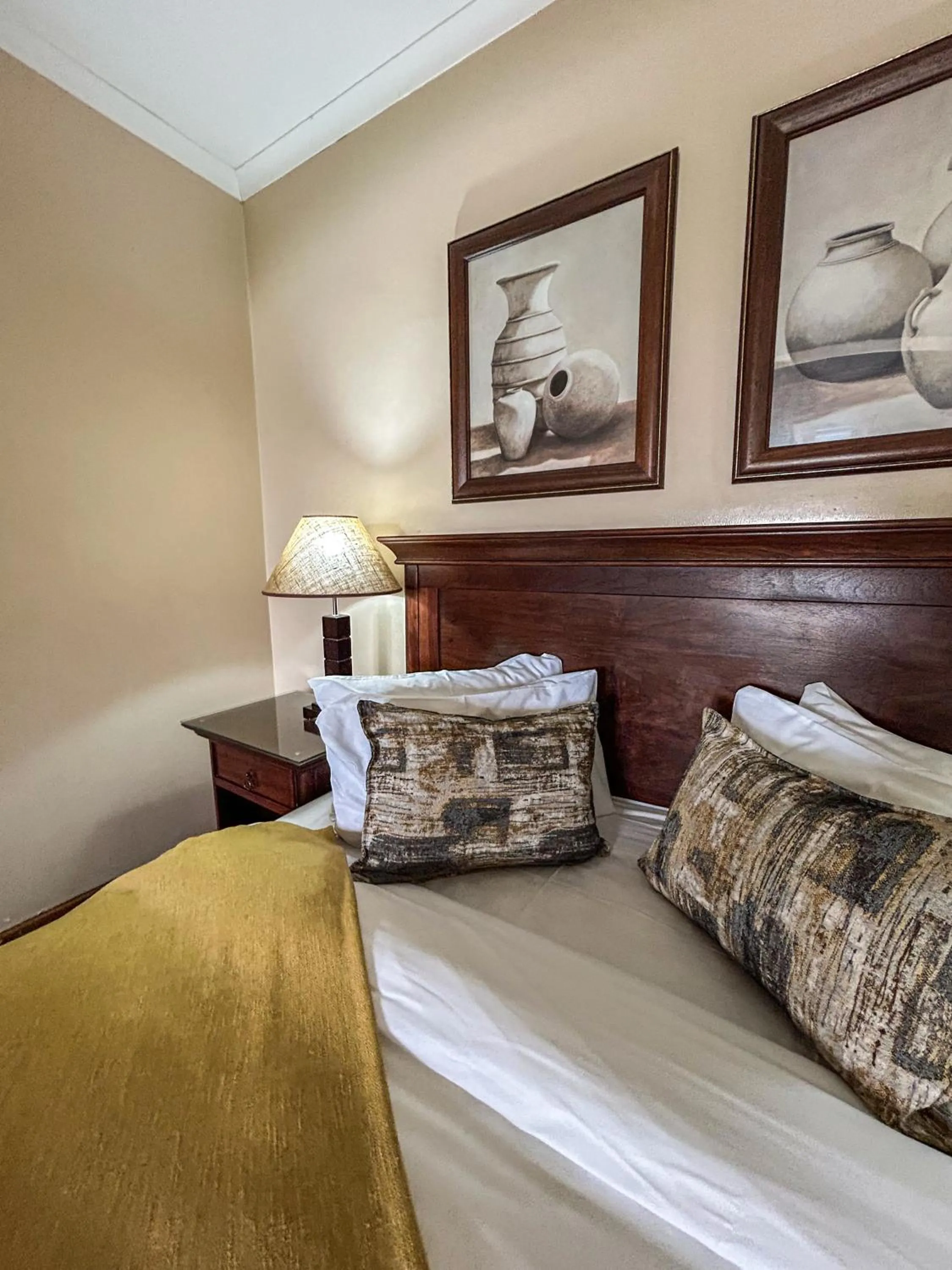 Bed in Riviera on Vaal Resort