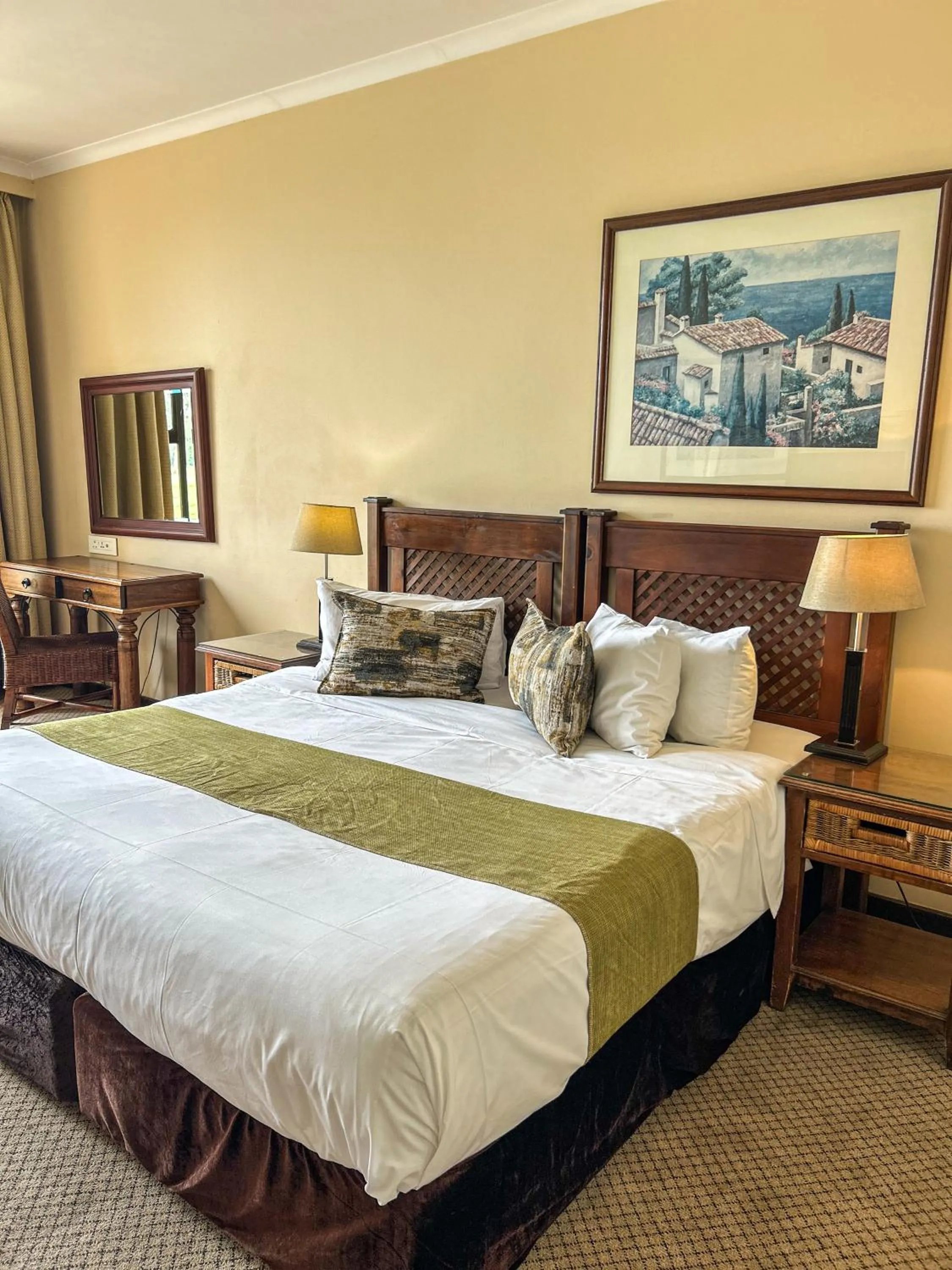 Bedroom, Bed in Riviera on Vaal Resort