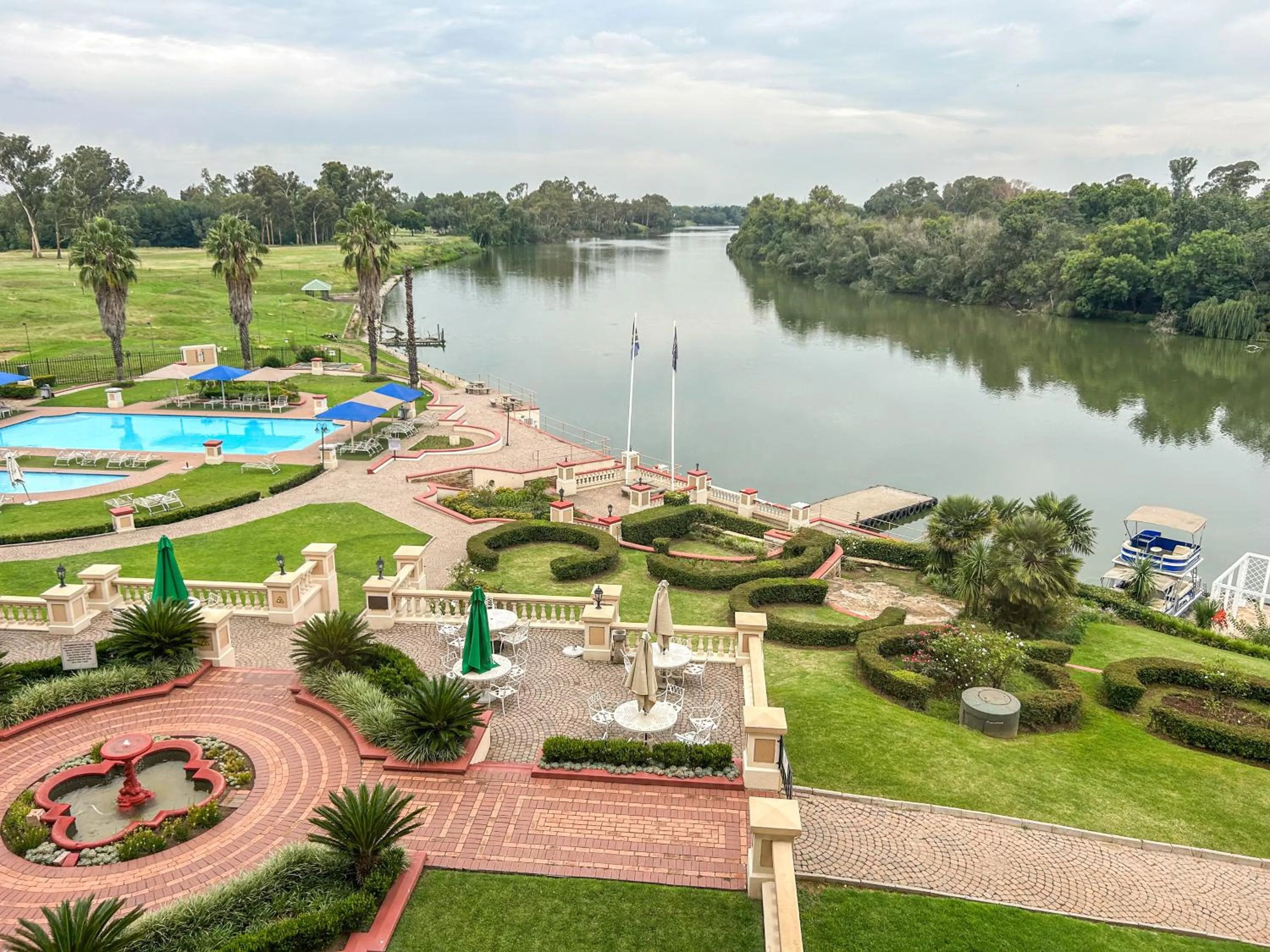 River view in Riviera on Vaal Resort