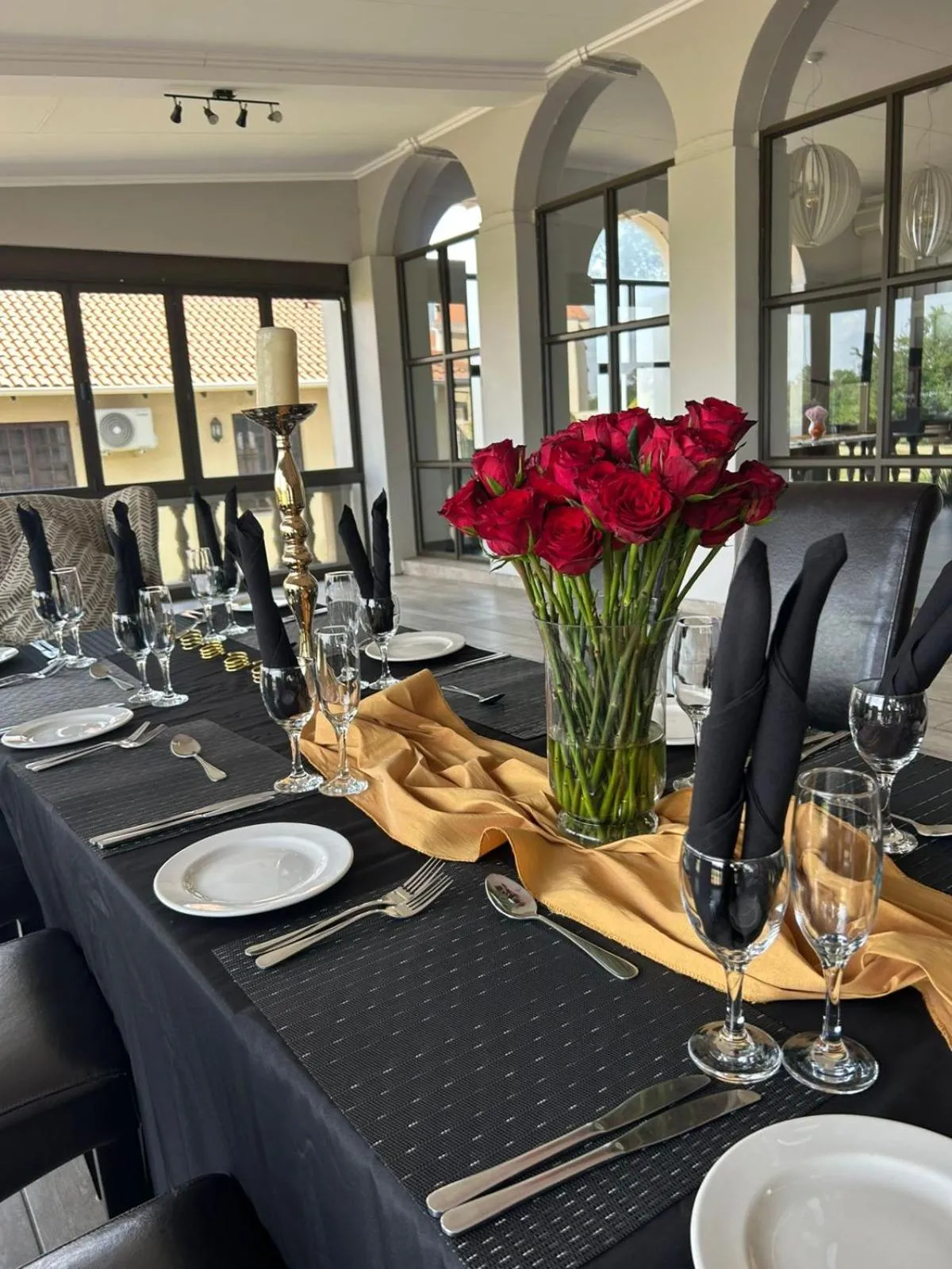 Restaurant/places to eat in Riviera on Vaal Resort