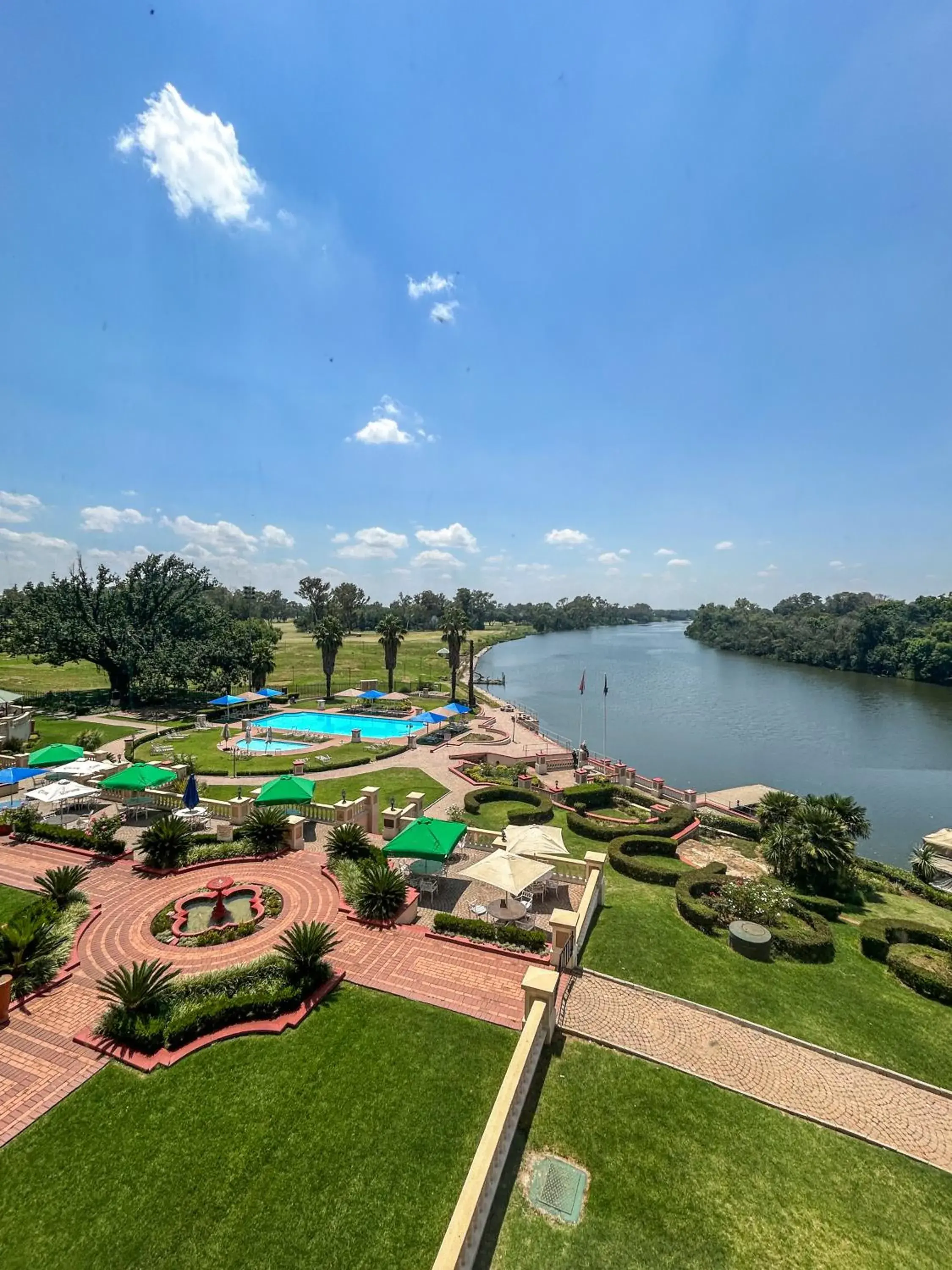 Standard Twin Room in Riviera on Vaal Resort Standard Twin Room in Riviera on Vaal Resort