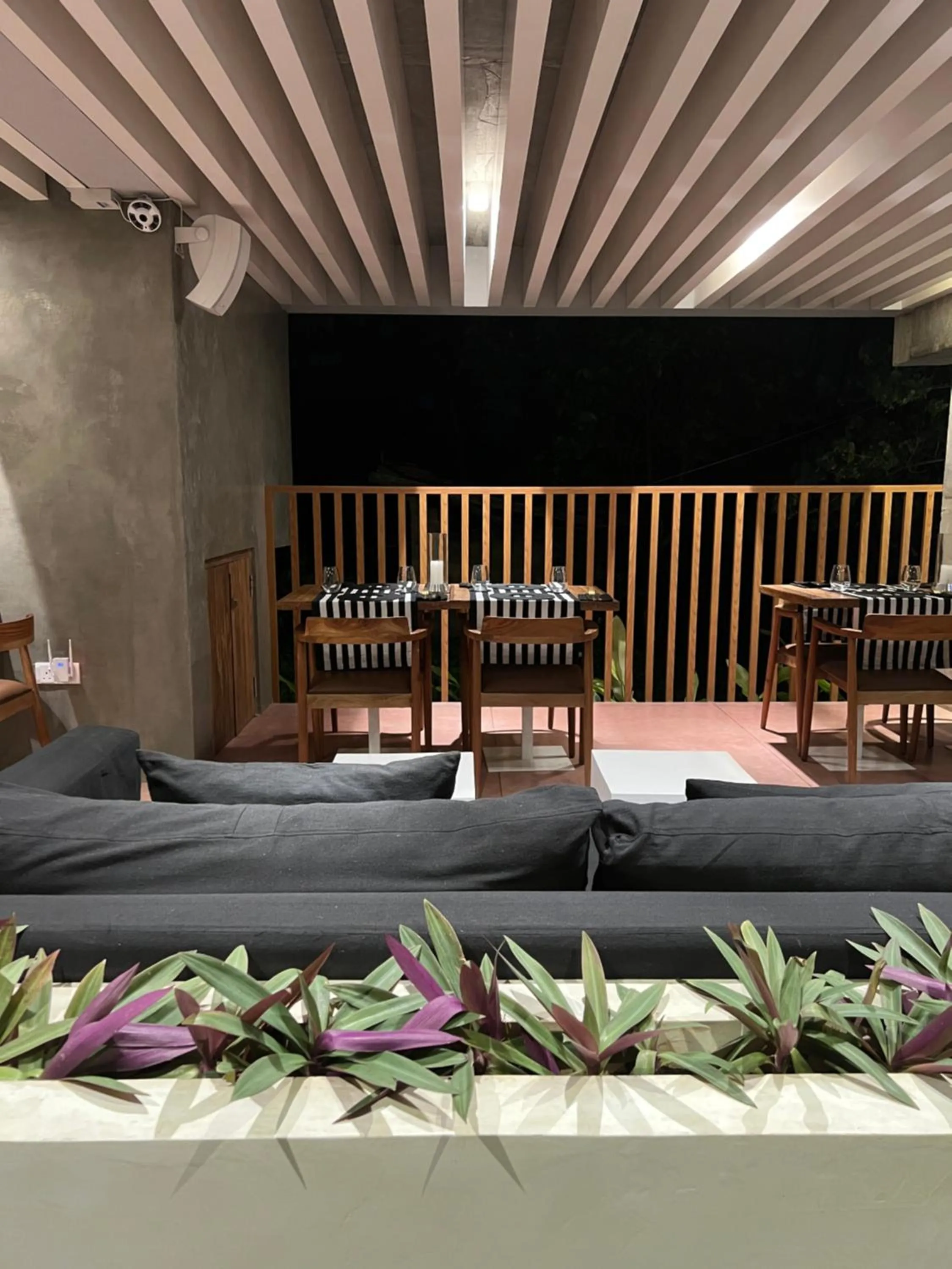 Restaurant/places to eat in Harding Boutique Hotel