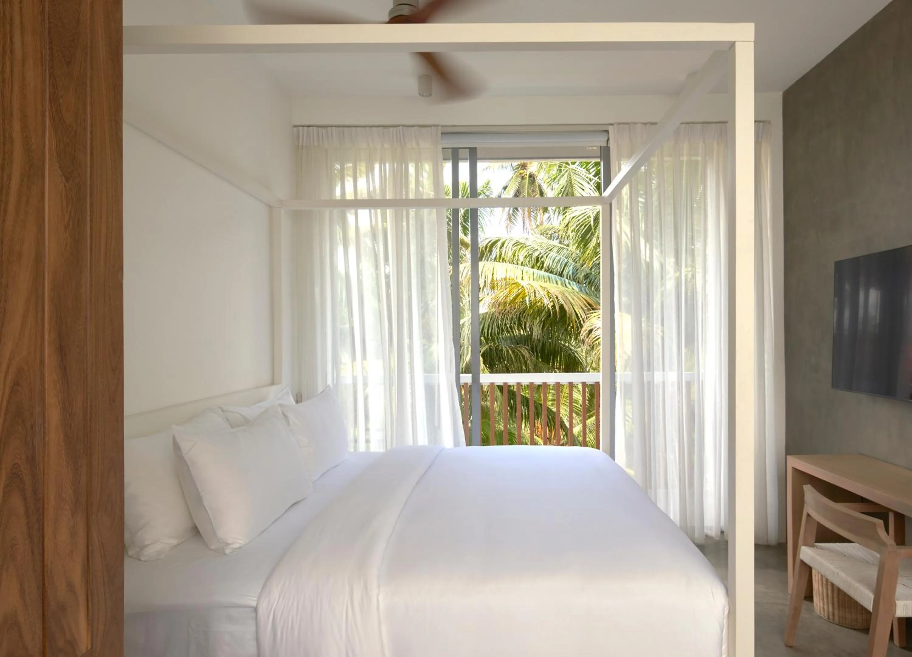 Photo of the whole room, Bed in Harding Boutique Hotel