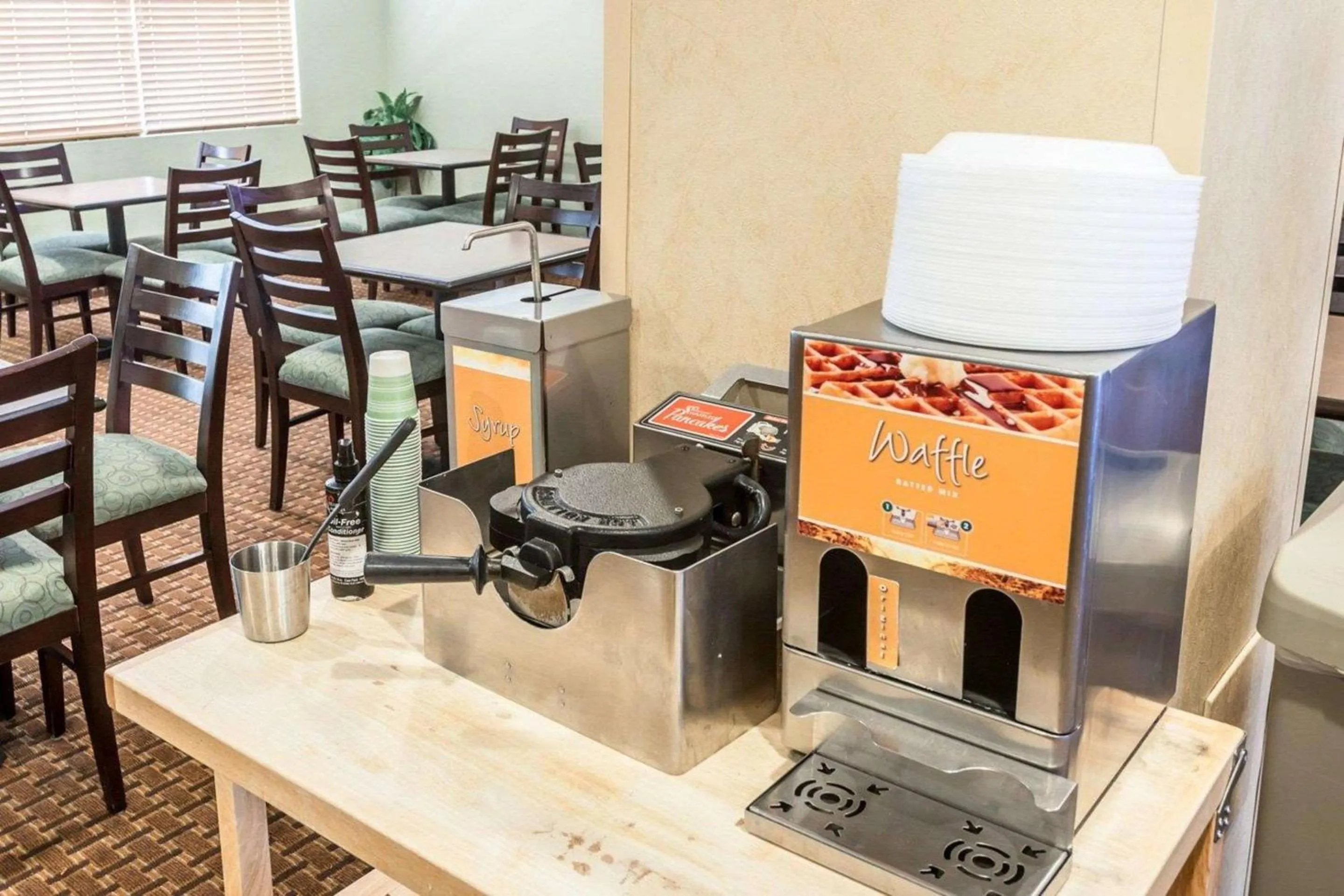 Breakfast in Quality Inn & Suites Denver International Airport