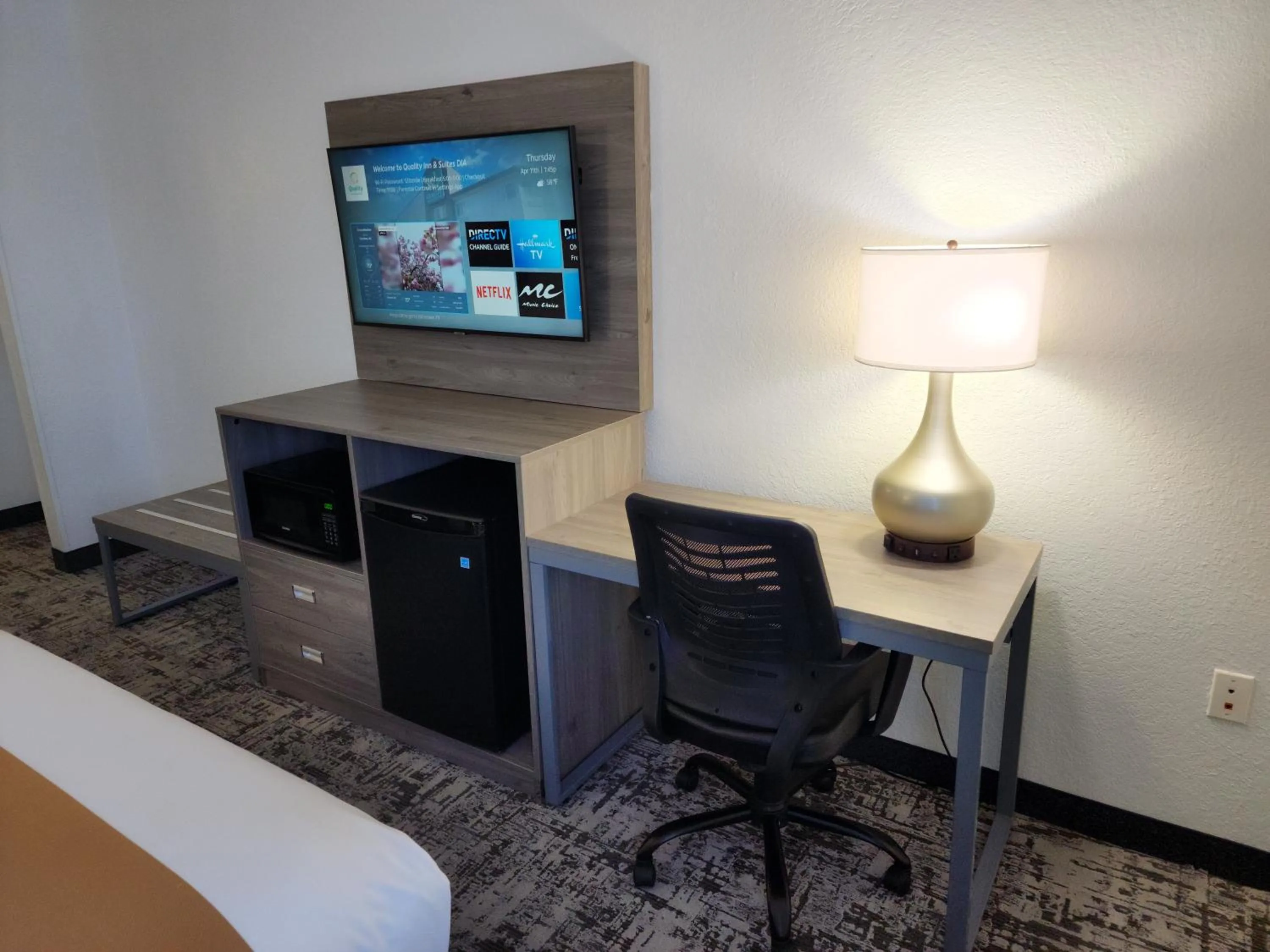 Quality Inn & Suites Denver International Airport