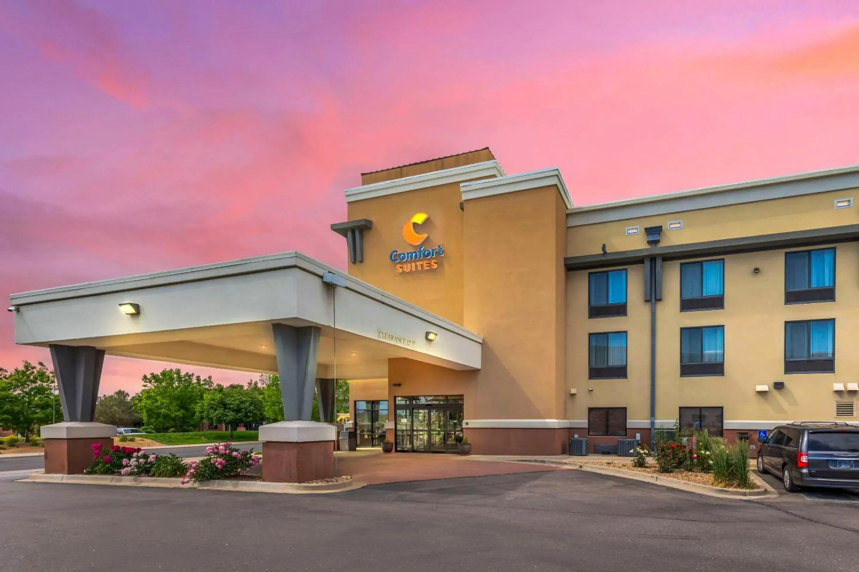 Property building in Comfort Suites Longmont Property building in Comfort Suites Longmont
