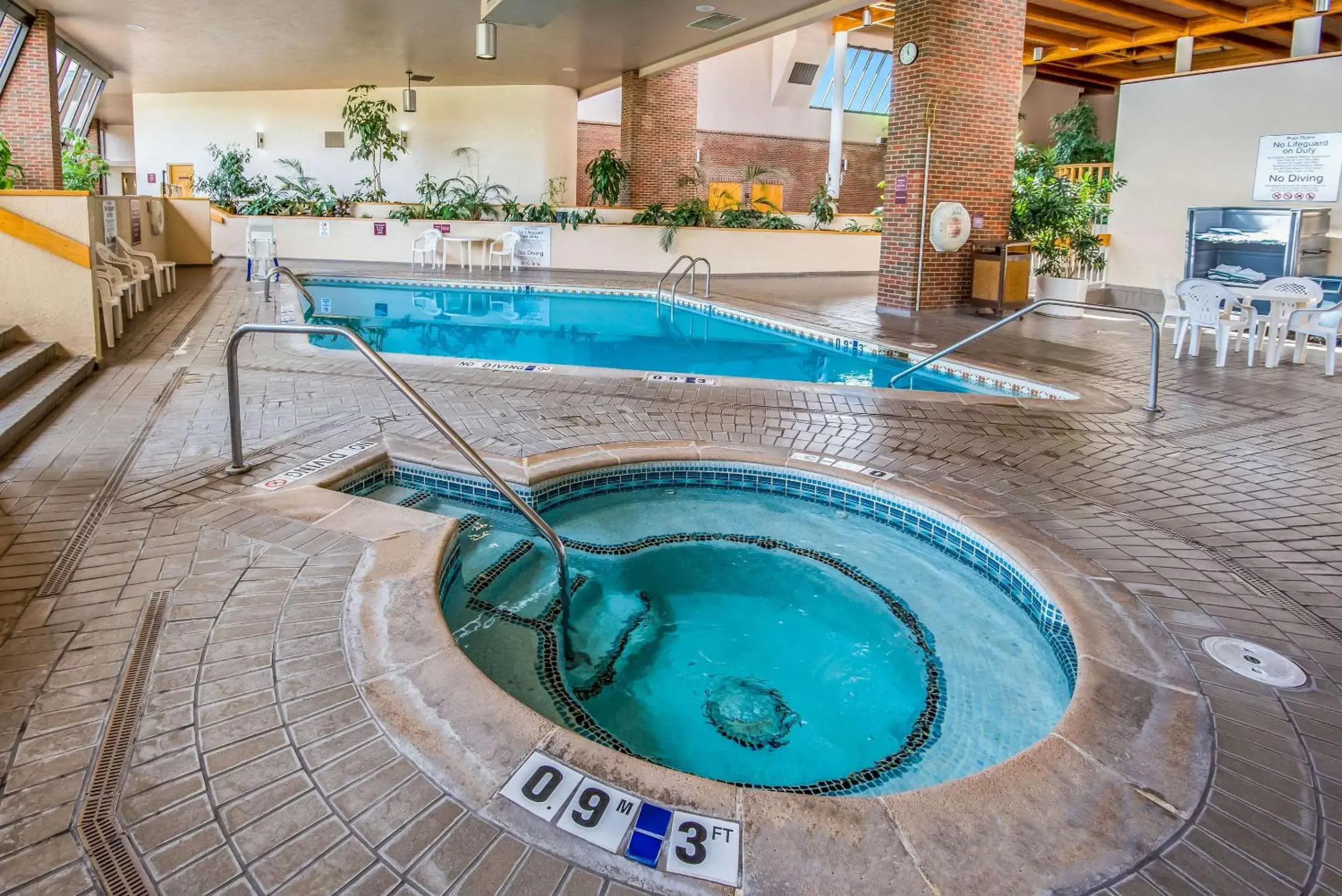 Swimming pool in Clarion Inn Grand Junction Airport Swimming pool in Clarion Inn Grand Junction Airport