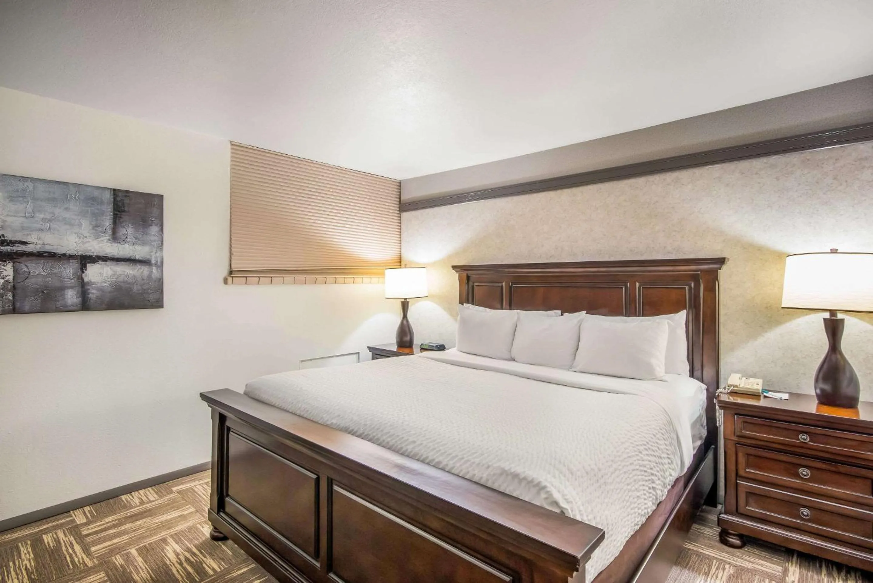 Bedroom, Bed in Clarion Inn Grand Junction Airport