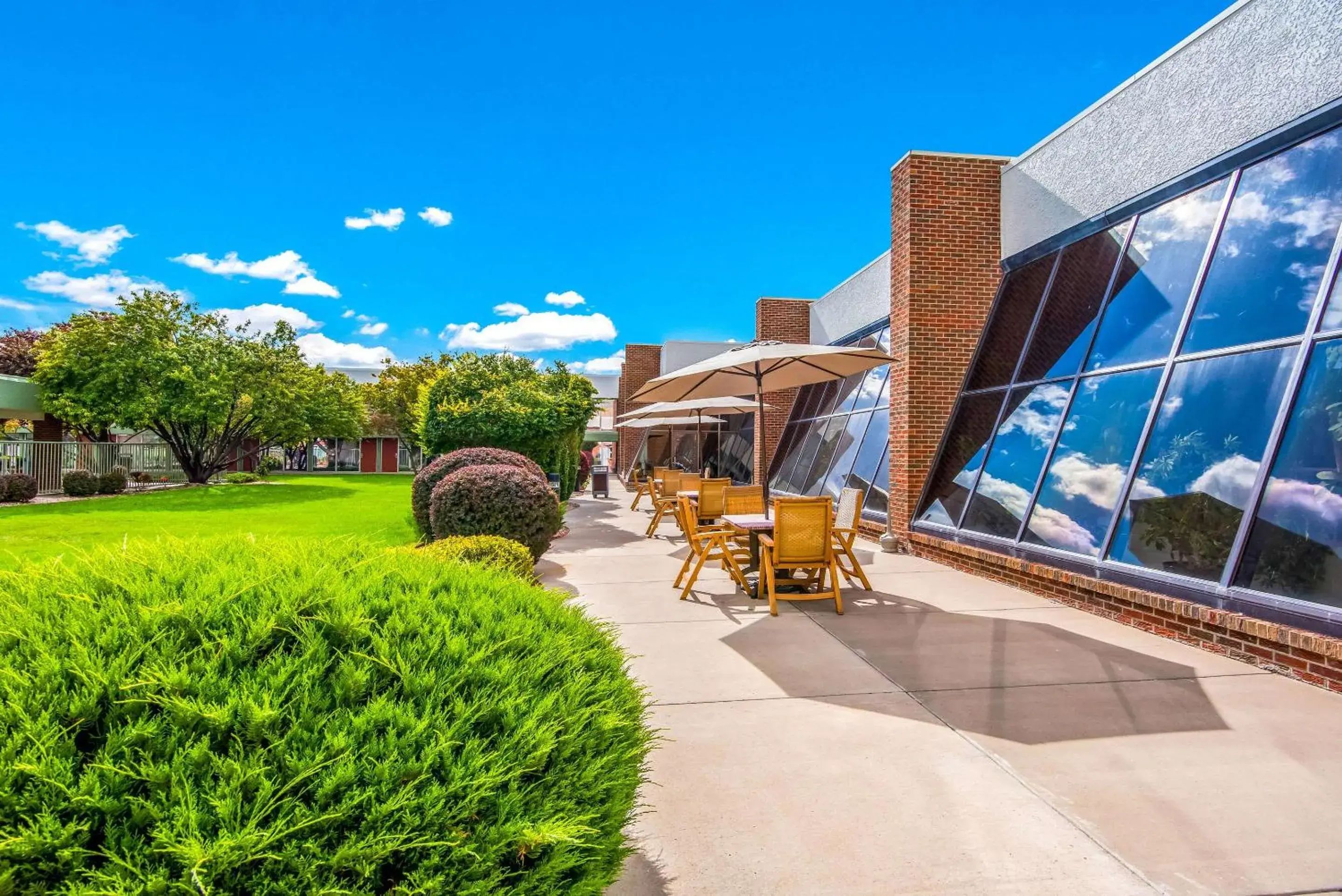 Swimming pool in Clarion Inn Grand Junction Airport Swimming pool in Clarion Inn Grand Junction Airport
