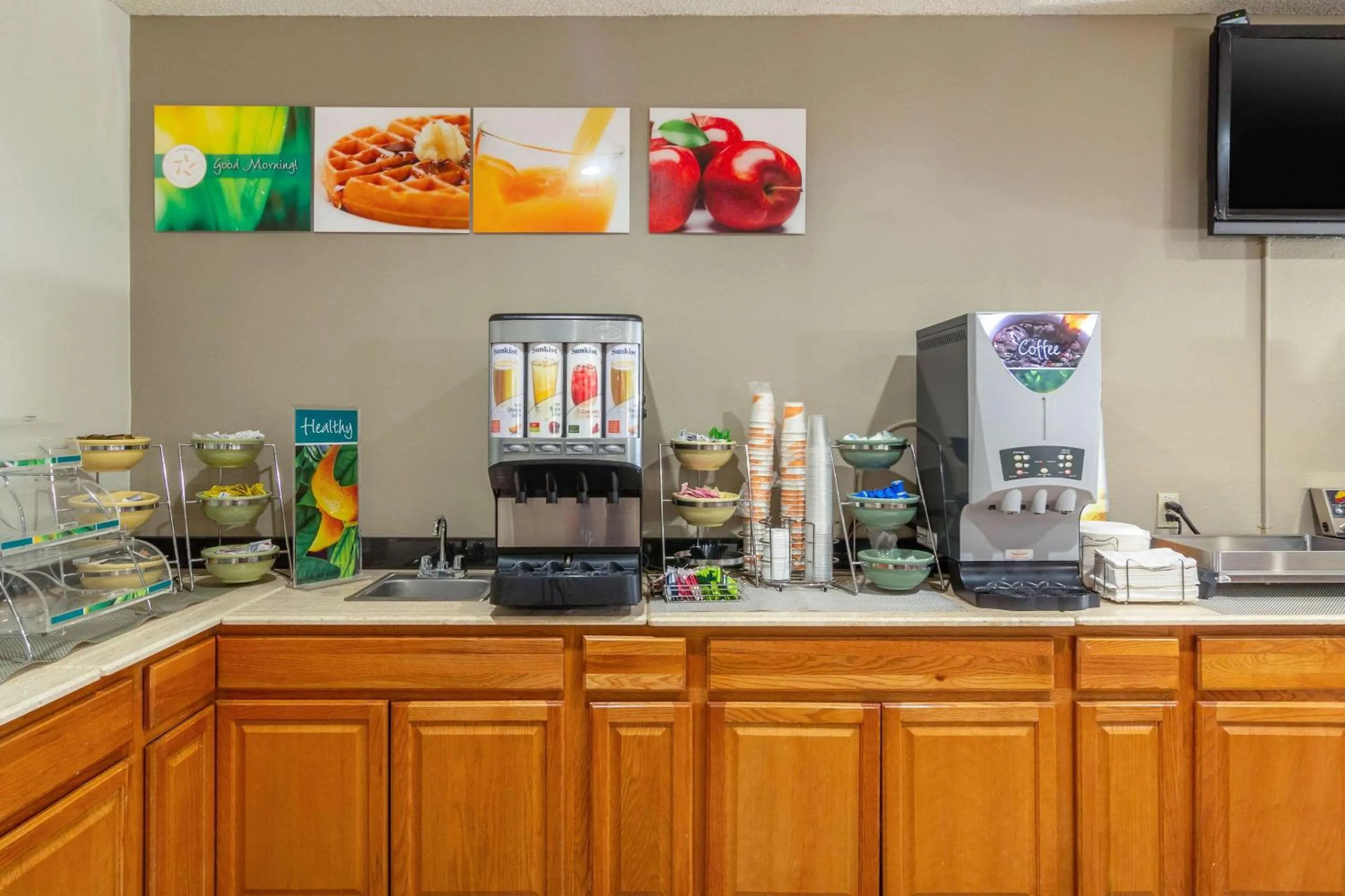 Restaurant/places to eat in Quality Inn & Suites Lakewood - Denver Southwest