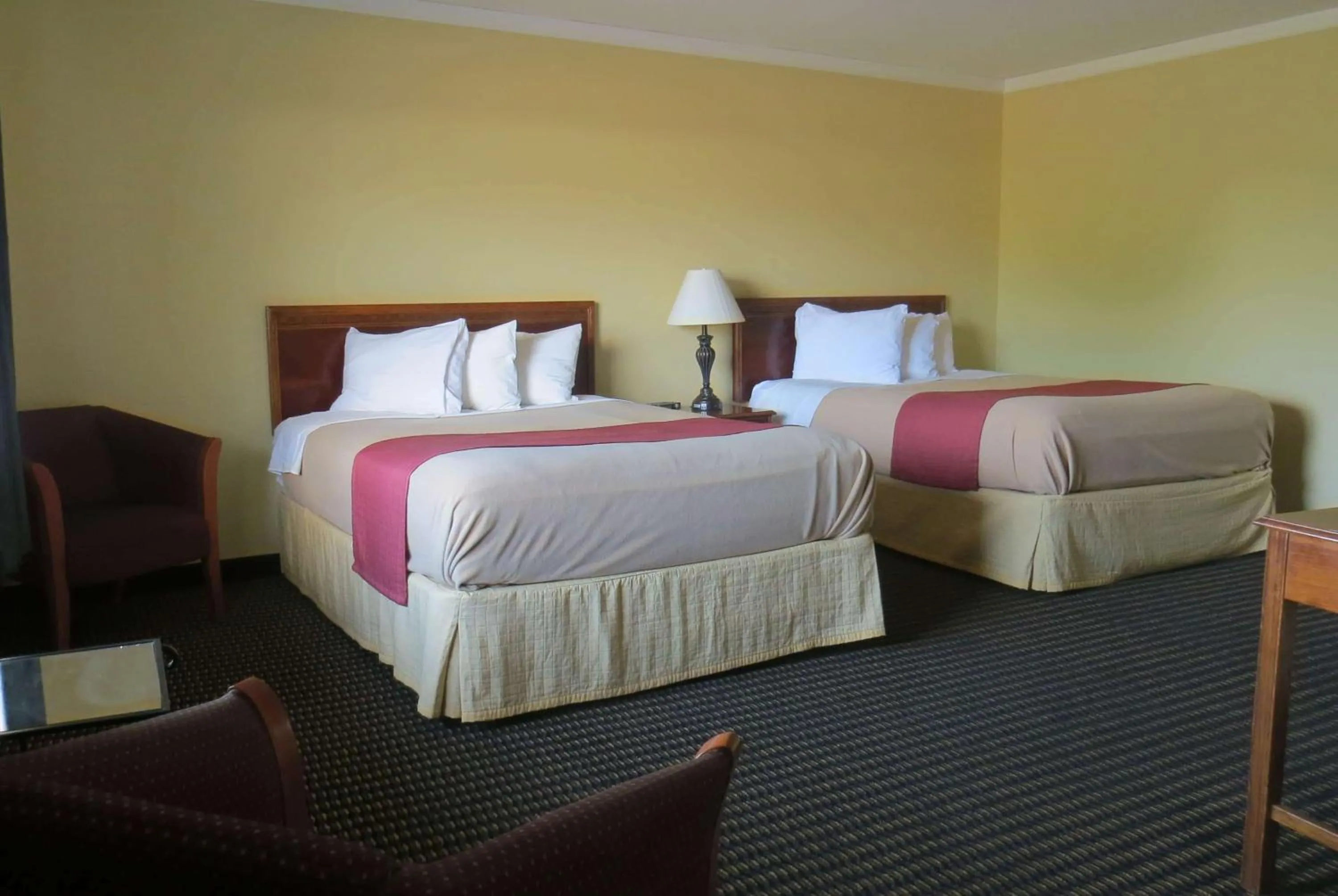 Photo of the whole room in Travelodge by Wyndham Stratton