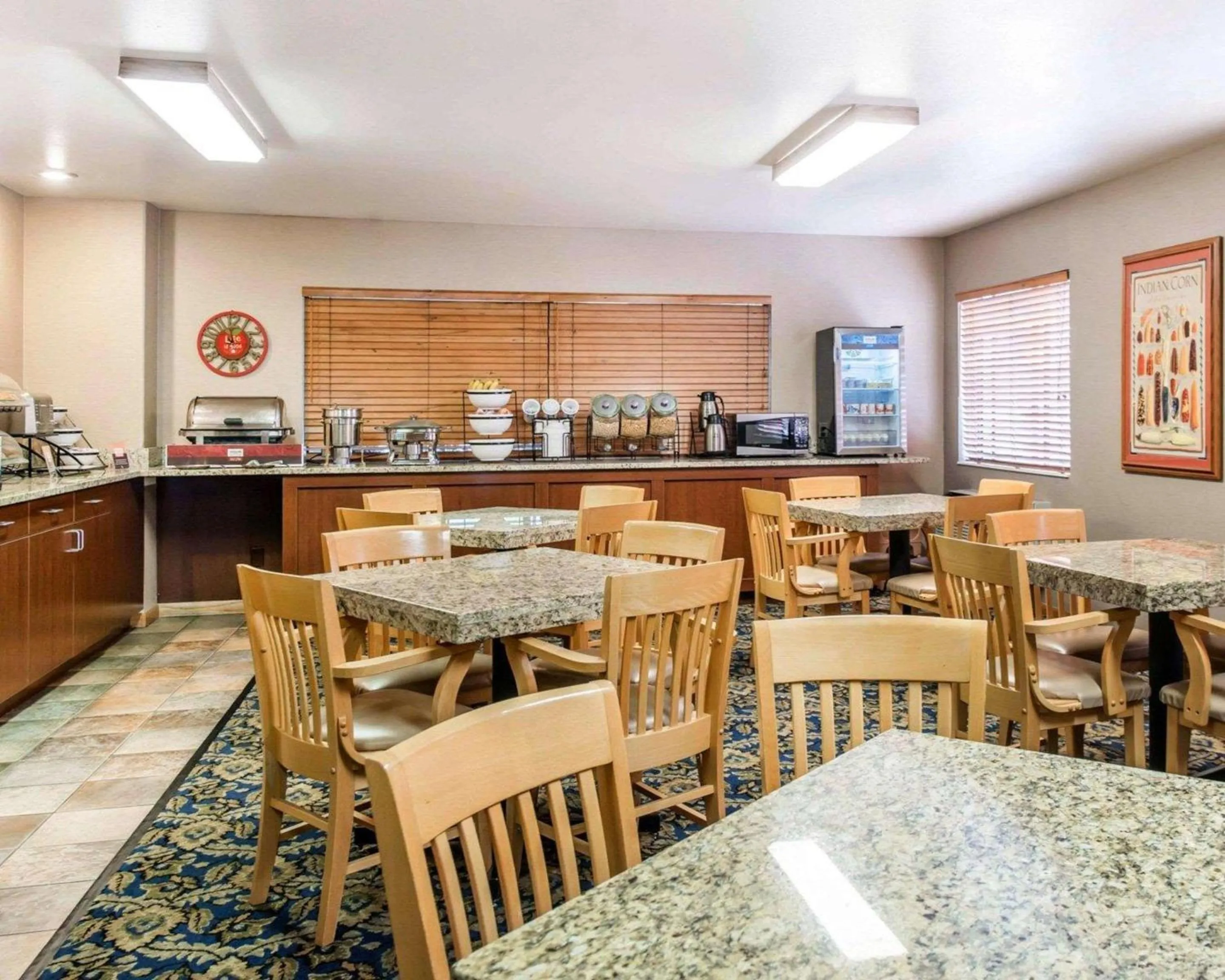 Restaurant/places to eat in Comfort Inn Salida