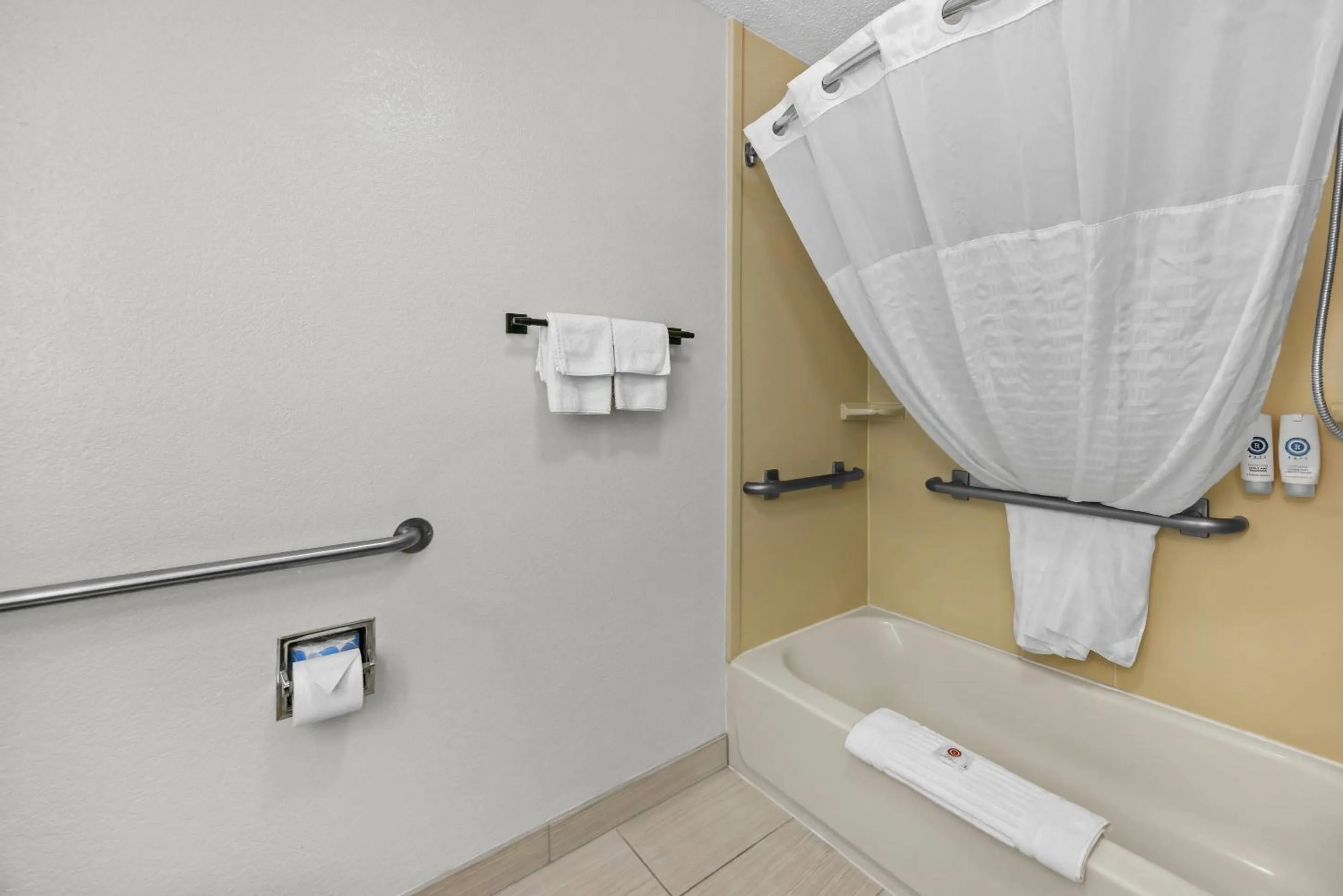 Bedroom in Comfort Inn Grand Junction I-70