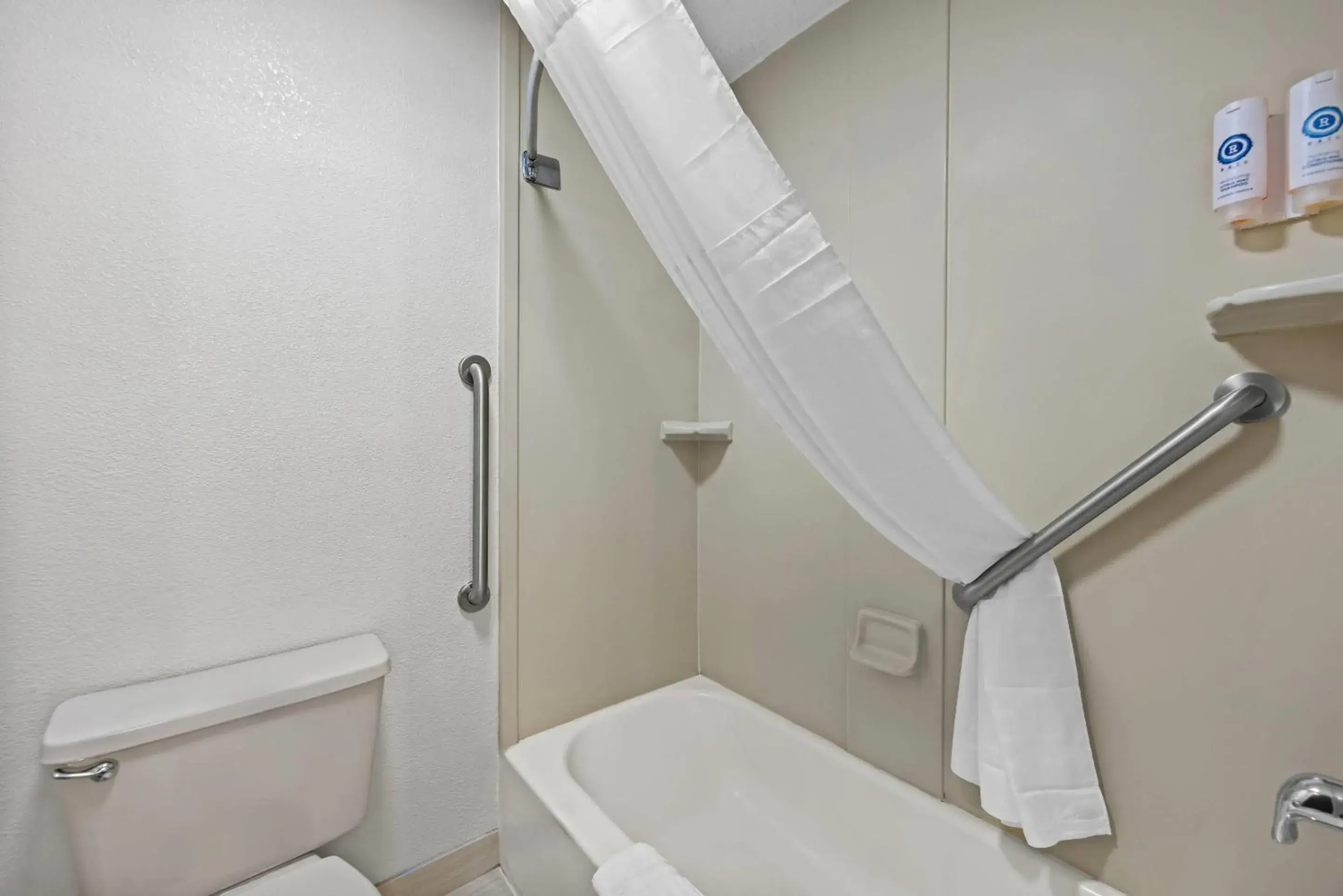 Bedroom in Comfort Inn Grand Junction I-70 Bedroom in Comfort Inn Grand Junction I-70