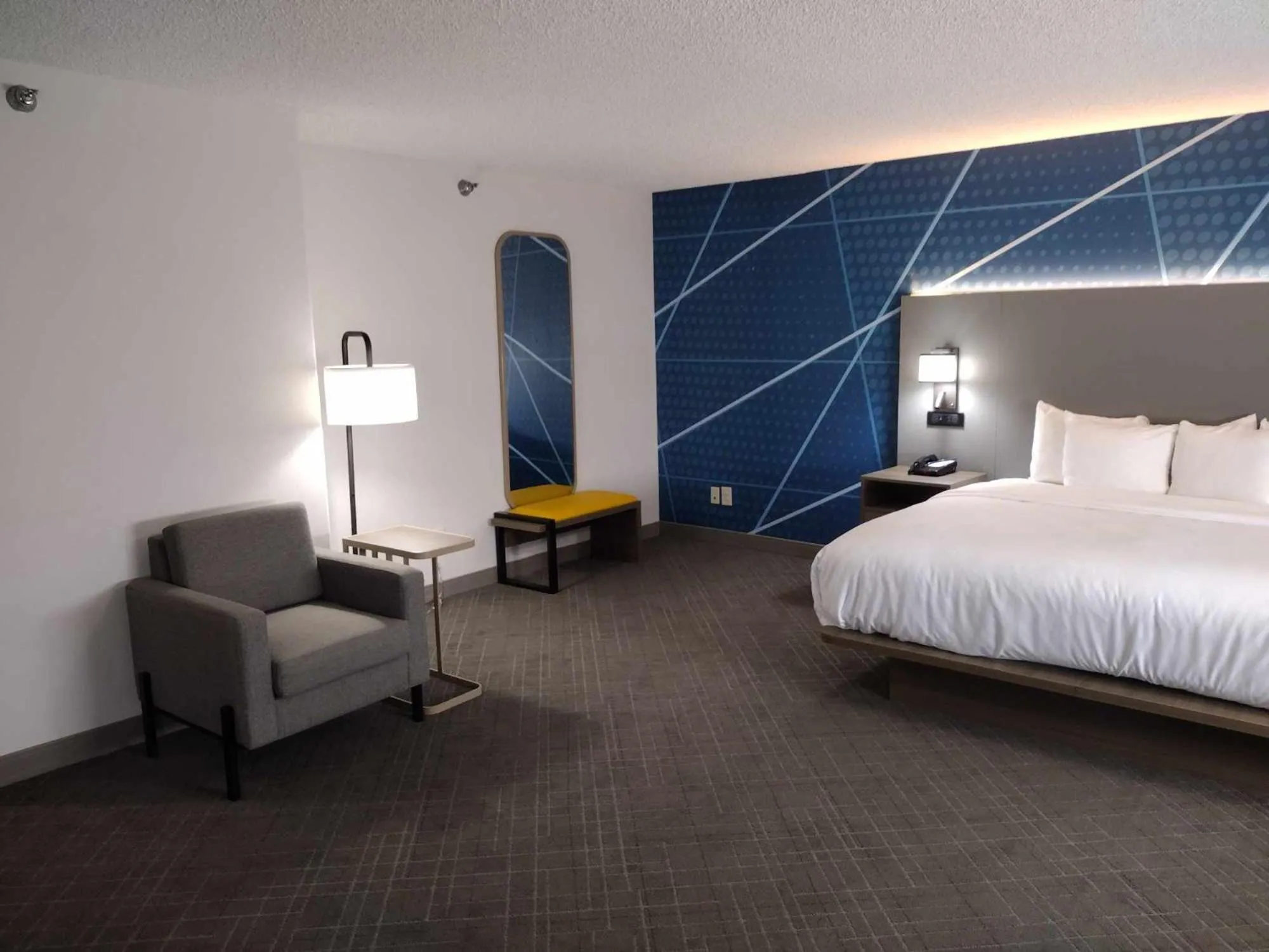 Bed in Comfort Inn Grand Junction I-70