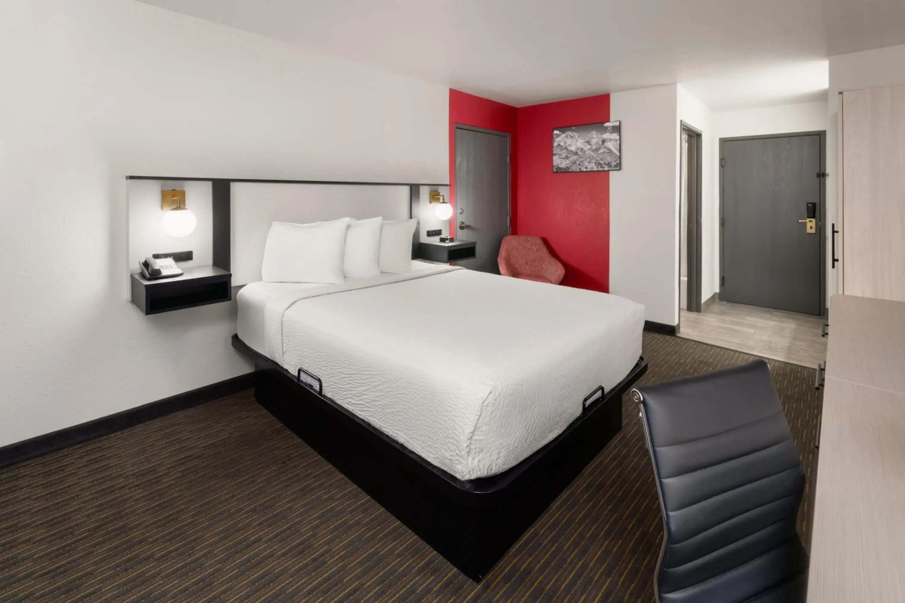 SYLO Hotel Denver Airport, a Ramada by Wyndham SYLO Hotel Denver Airport, a Ramada by Wyndham