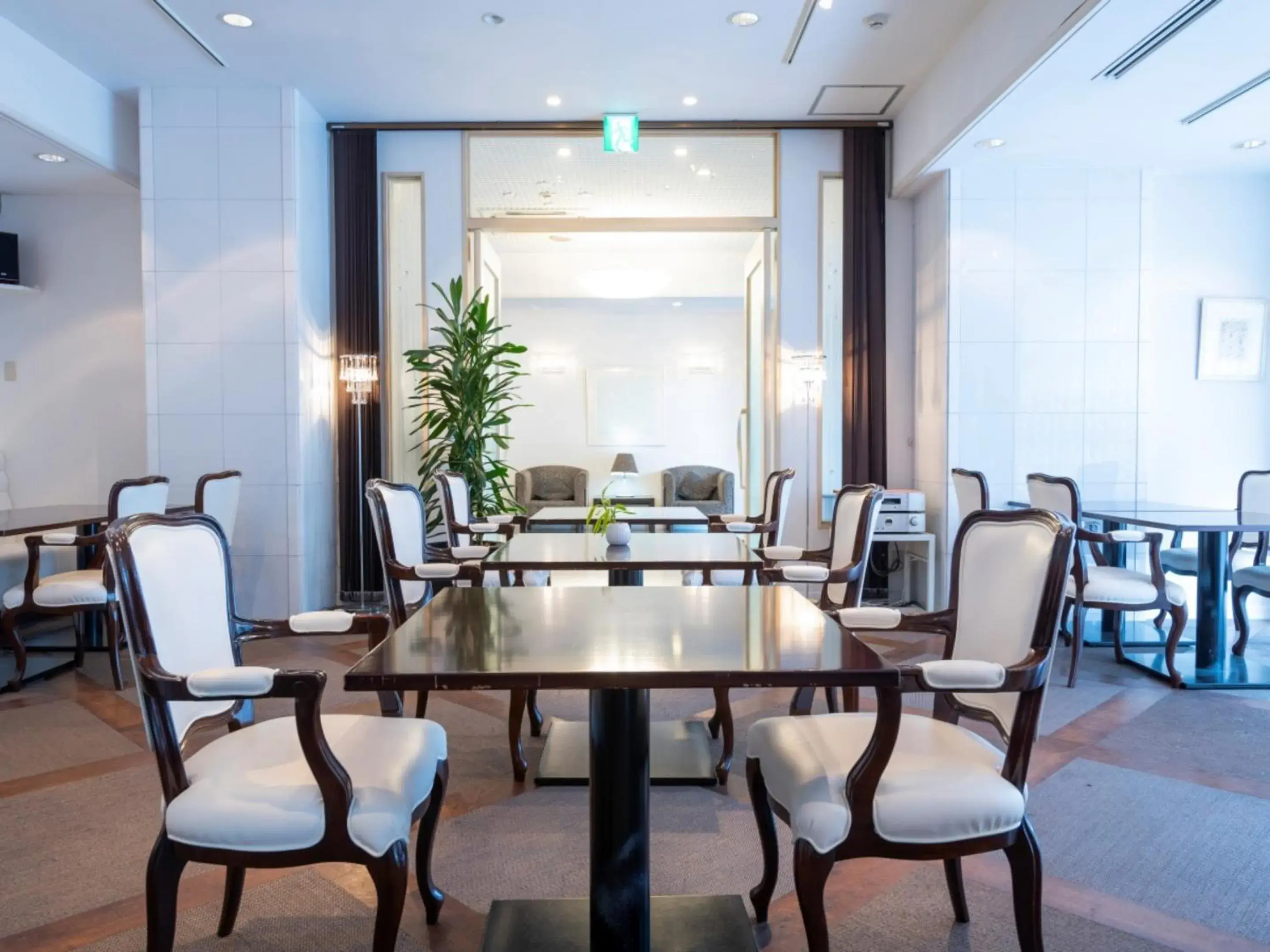 Restaurant/places to eat in Kurayoshi City Hotel Restaurant/places to eat in Kurayoshi City Hotel