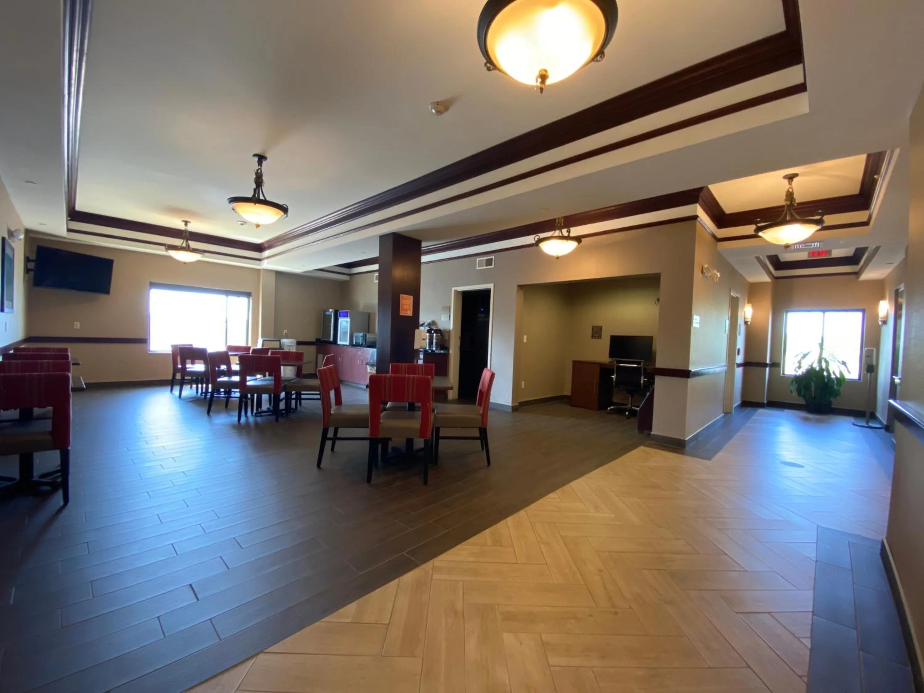 Breakfast in Comfort Inn East Windsor - Springfield