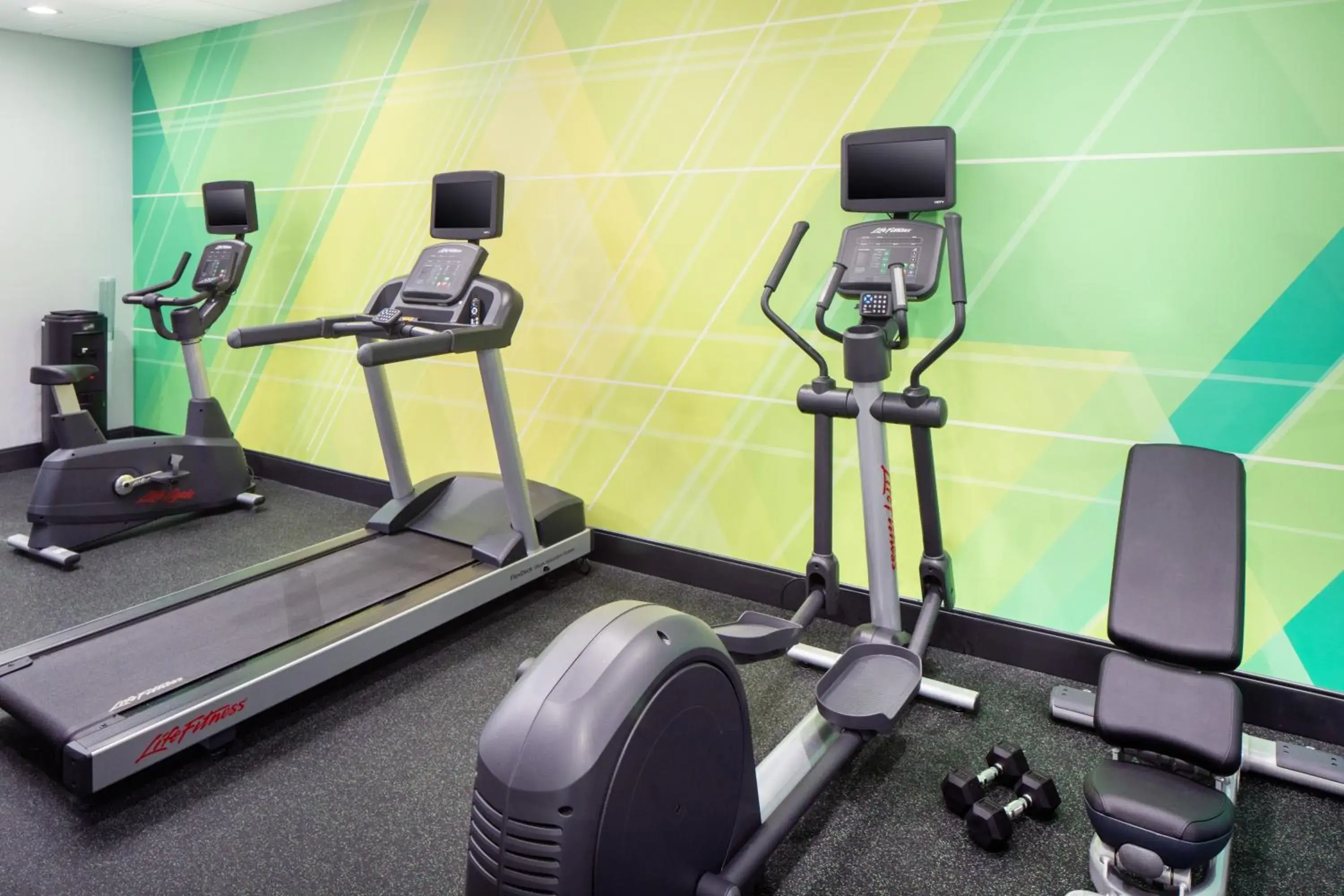 Fitness centre/facilities in Holiday Inn Cheshire - Southington by IHG Fitness centre/facilities in Holiday Inn Cheshire - Southington by IHG