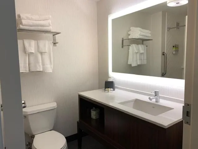 Bathroom in Holiday Inn Cheshire - Southington by IHG