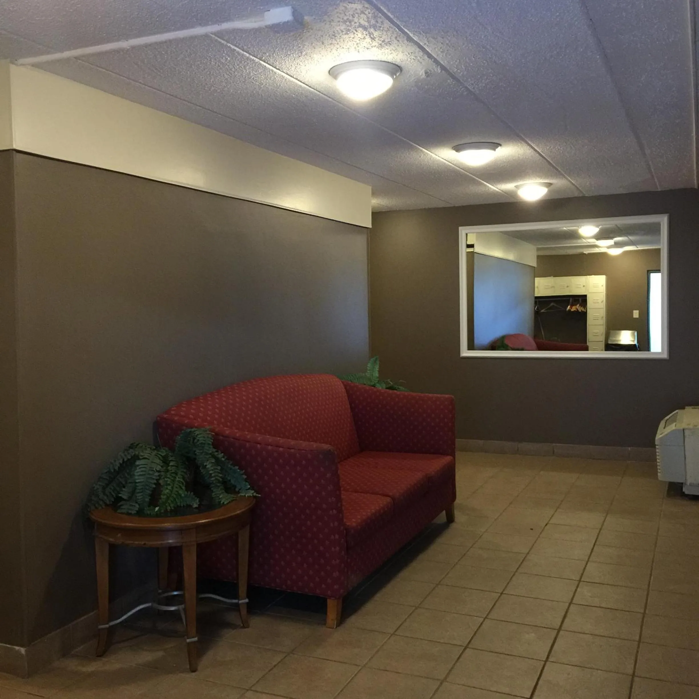 Mystic River Hotel & Suites