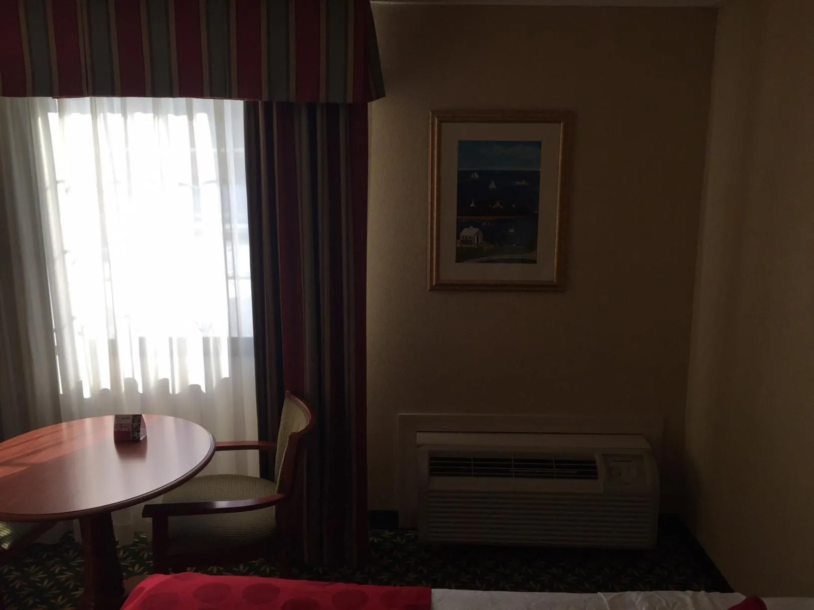 Mystic River Hotel & Suites