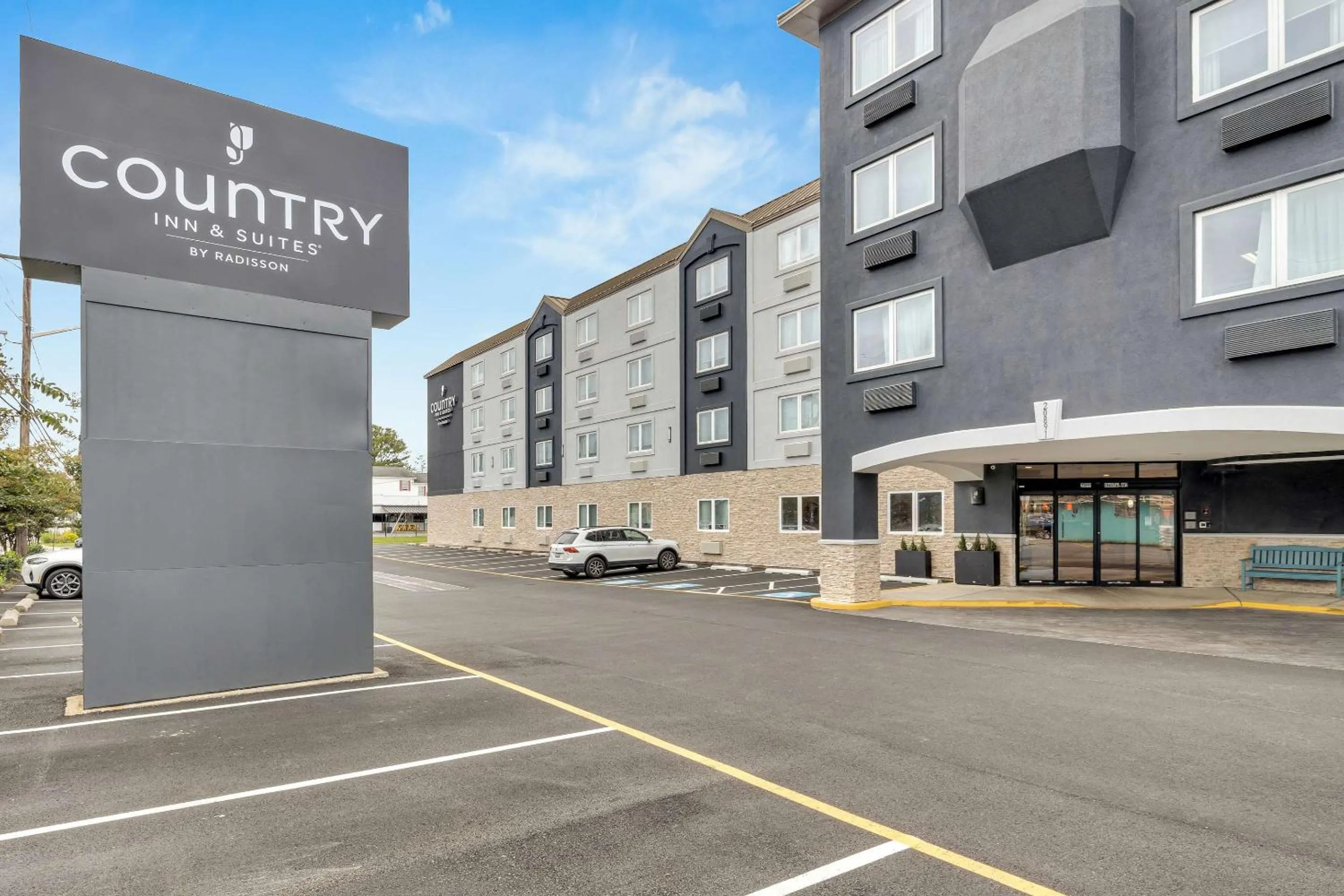 Property building in Country Inn & Suites by Radisson Rehoboth Beach - Dewey
