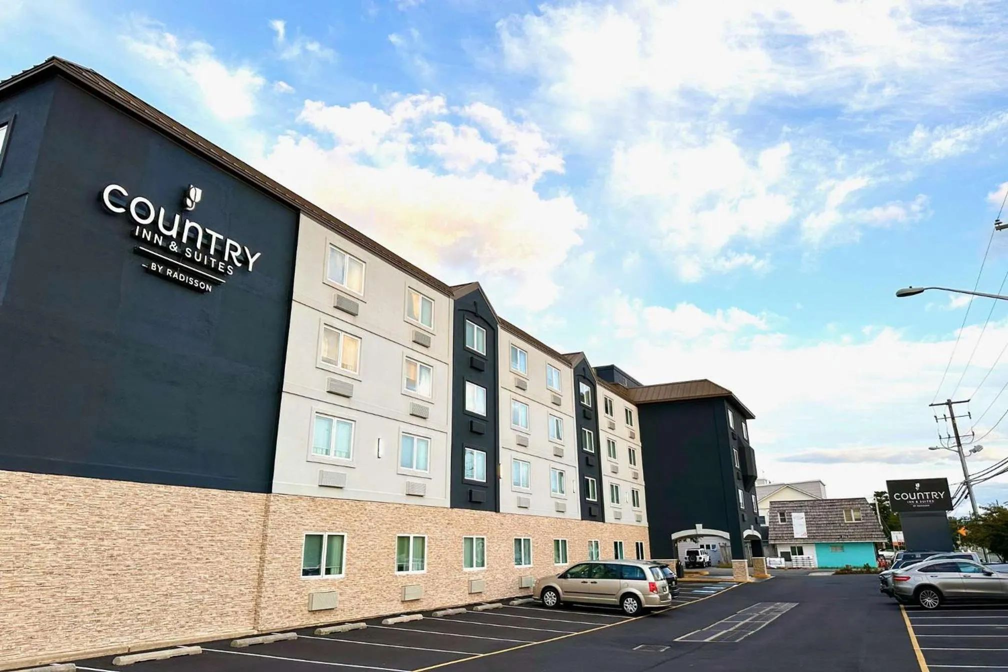 Property building in Country Inn & Suites by Radisson Rehoboth Beach - Dewey