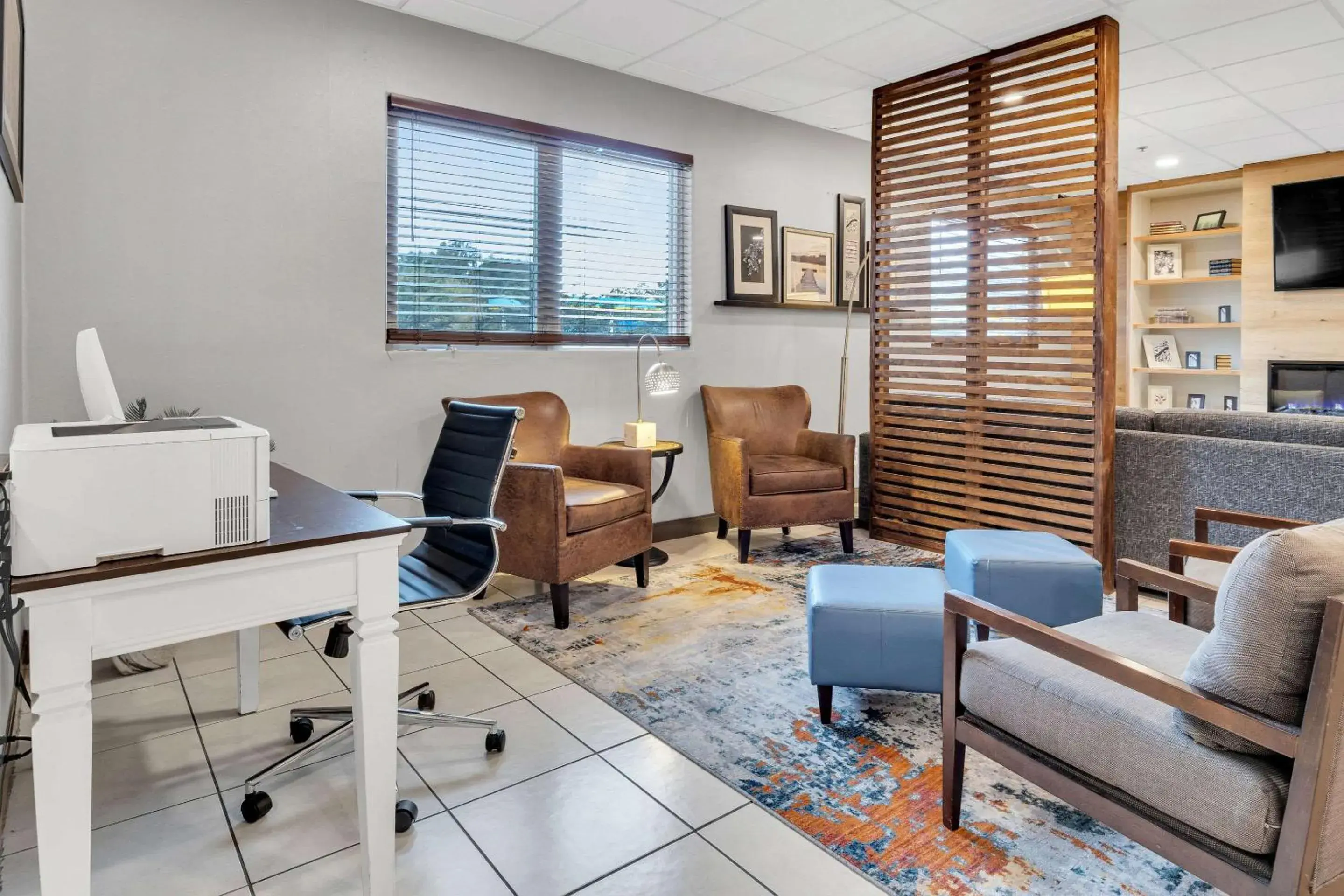 Lobby or reception in Country Inn & Suites by Radisson Rehoboth Beach - Dewey Lobby or reception in Country Inn & Suites by Radisson Rehoboth Beach - Dewey