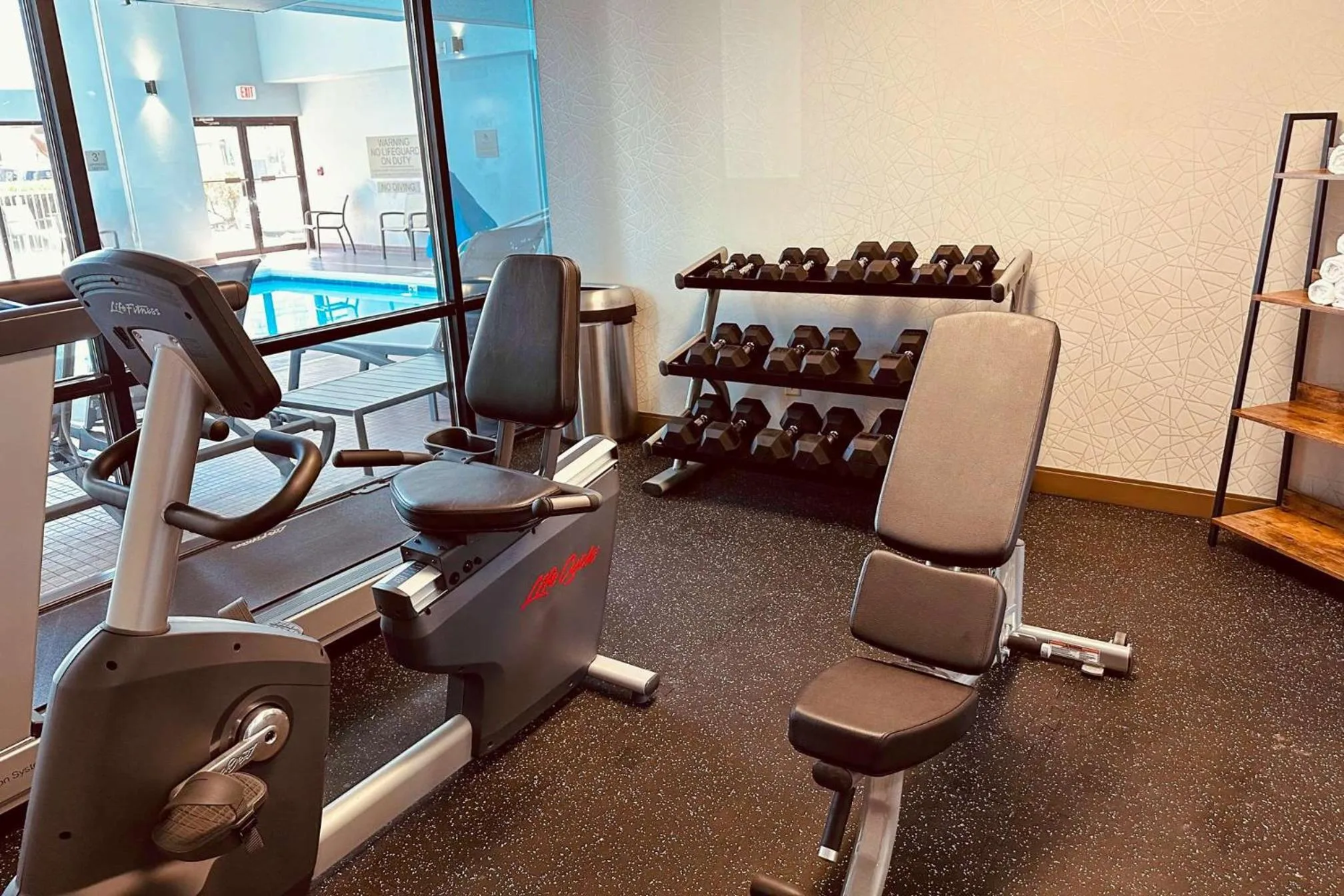 Fitness centre/facilities in Country Inn & Suites by Radisson Rehoboth Beach - Dewey